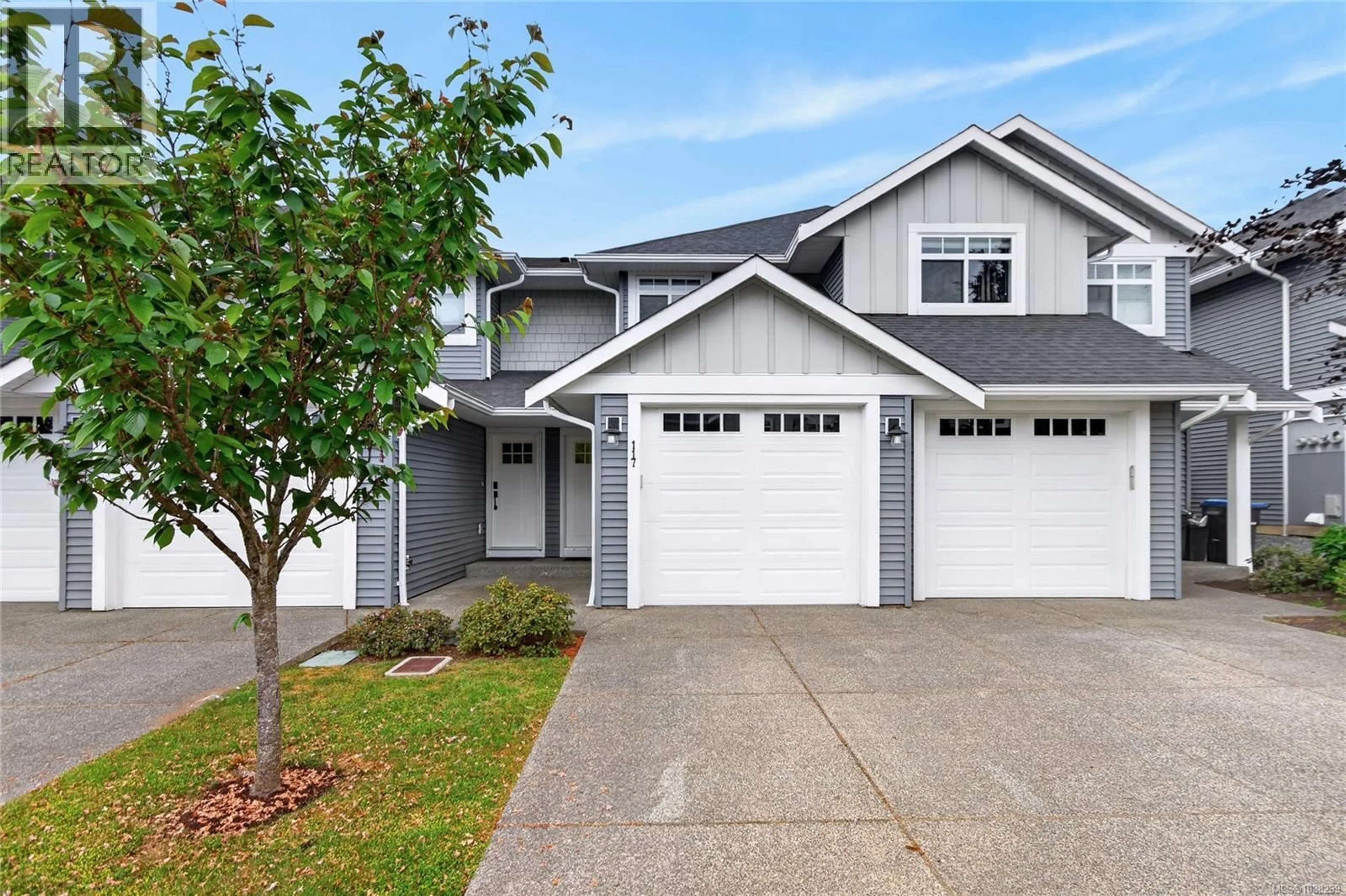 Home with vinyl exterior material, street for 117 - 2485 IDIENS WAY, Courtenay British Columbia V9N9J4