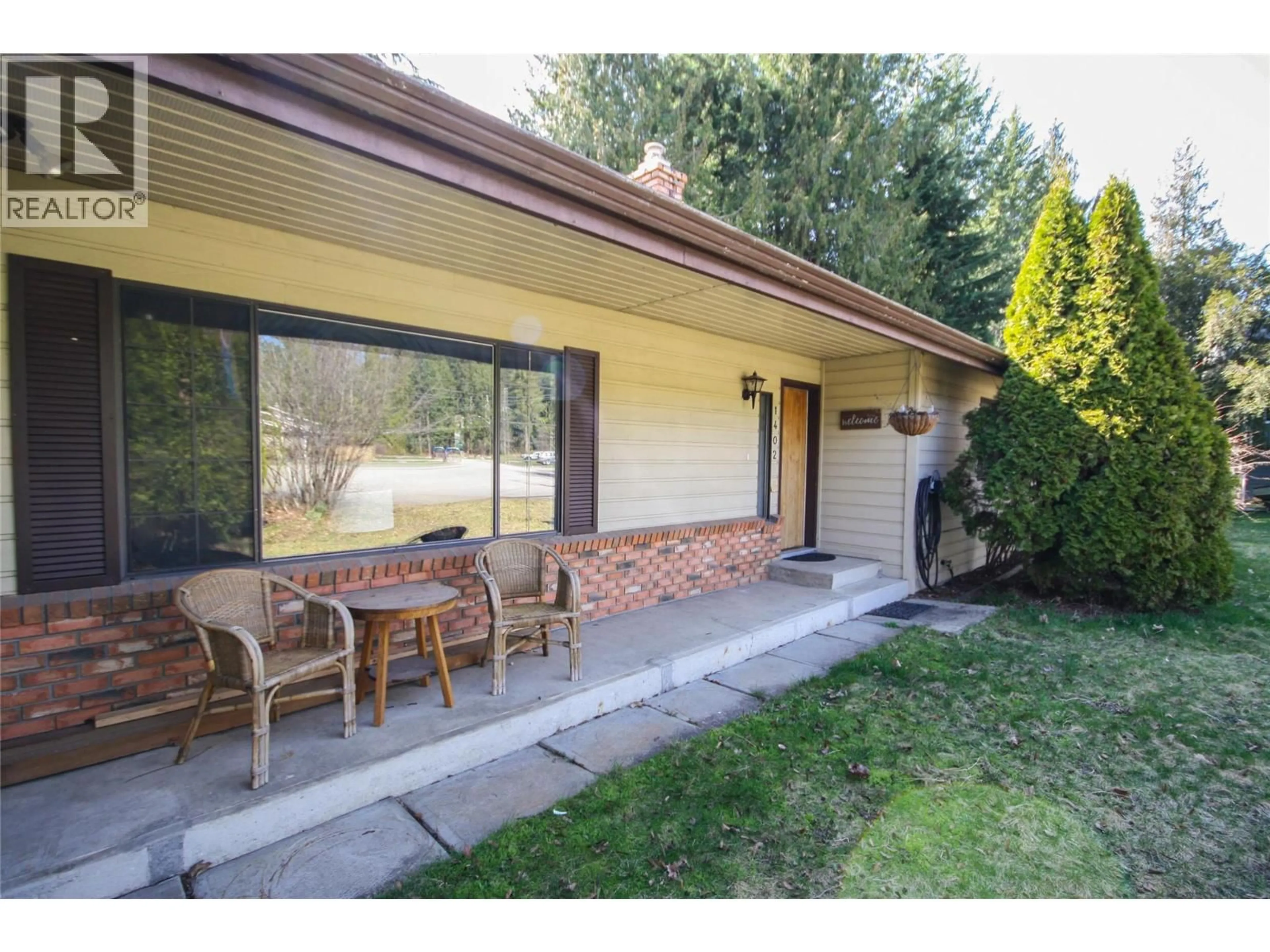 Patio, unknown for 1402 AMHURST ROAD, Sicamous British Columbia V0E2V0