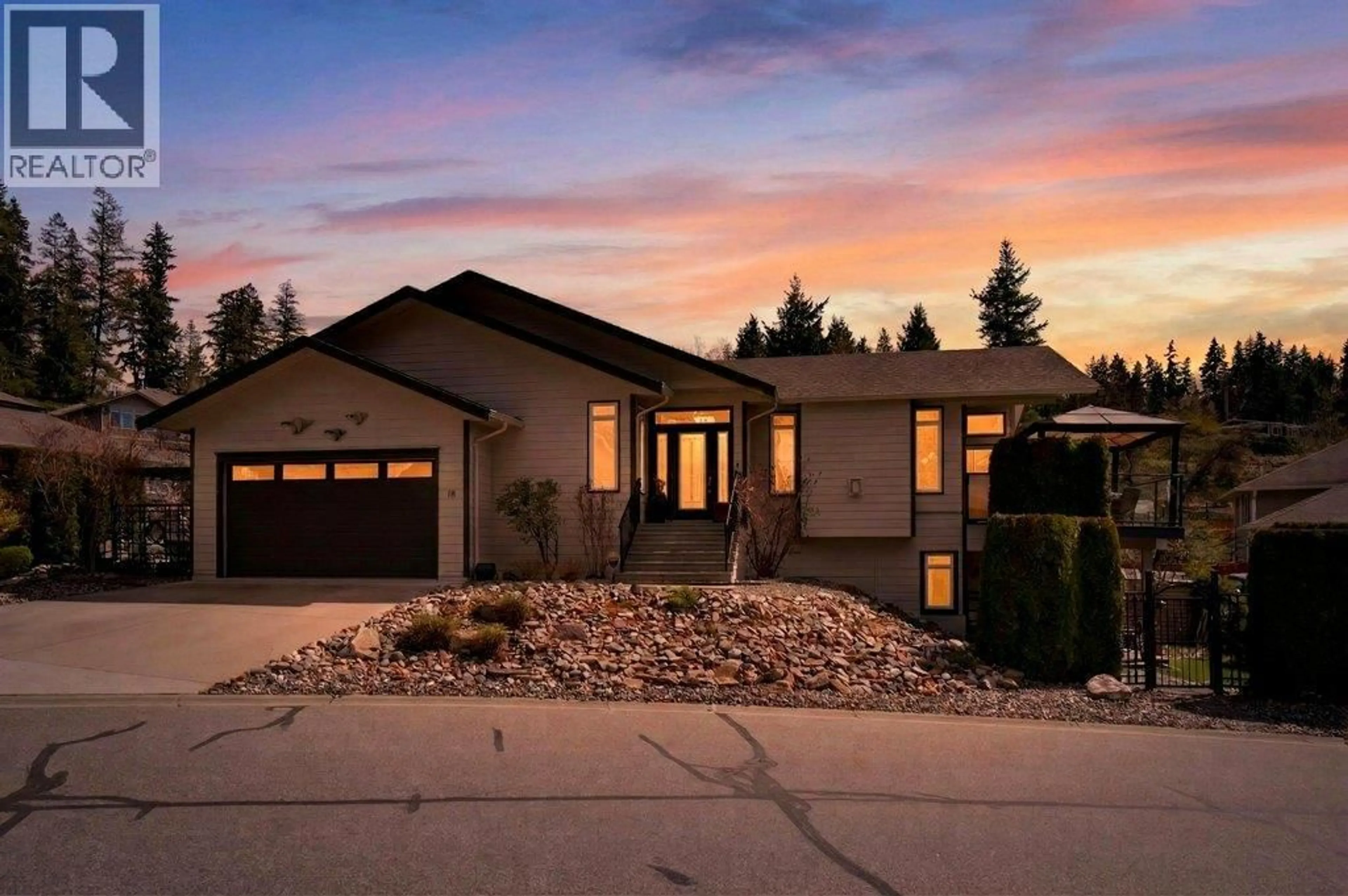 Home with brick exterior material, street for 18 - 1581 20 STREET NORTHEAST, Salmon Arm British Columbia V1E0A7