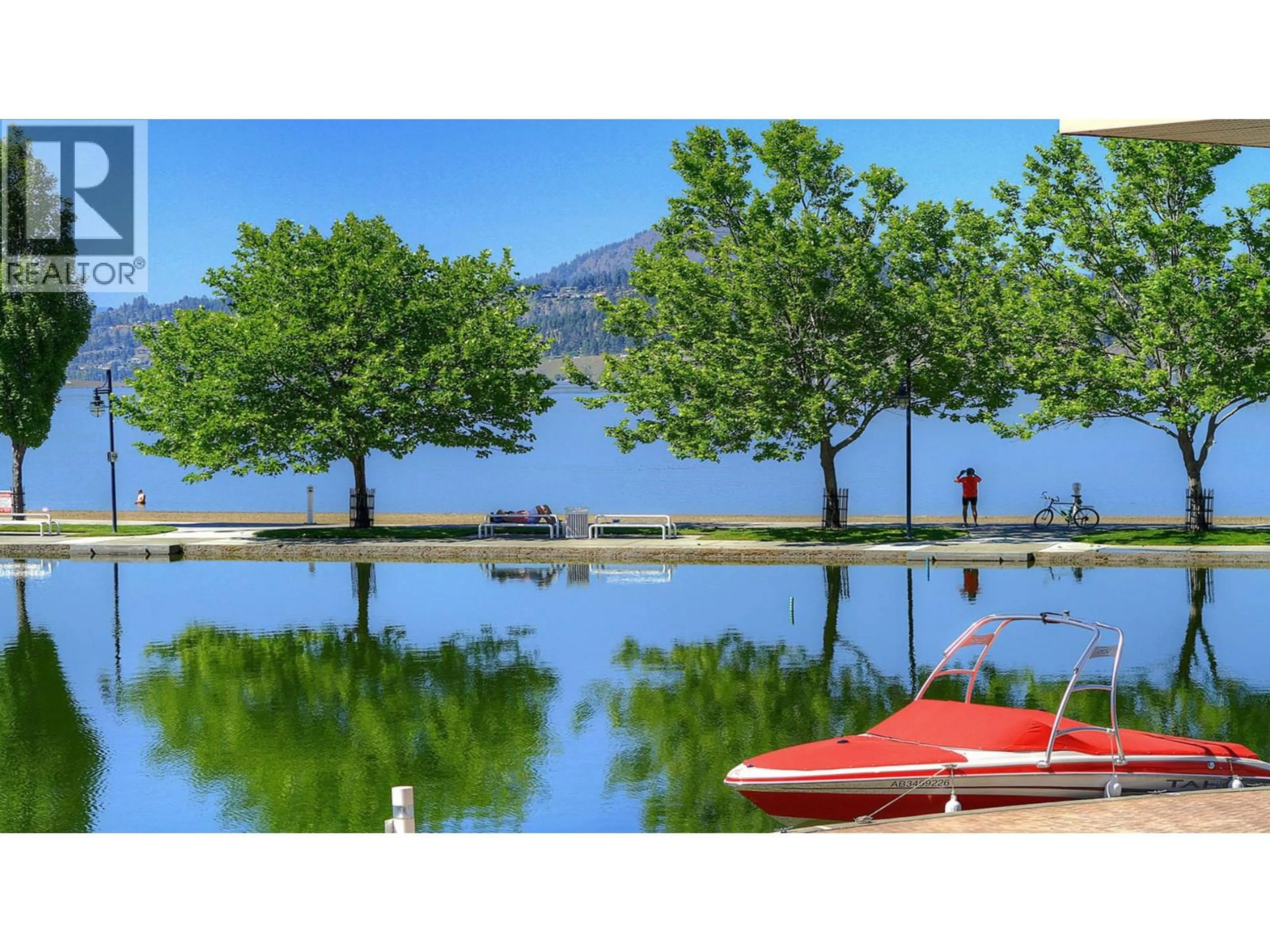 Blurry image for 405 - 1152 SUNSET DRIVE, Kelowna British Columbia V1Y9R7