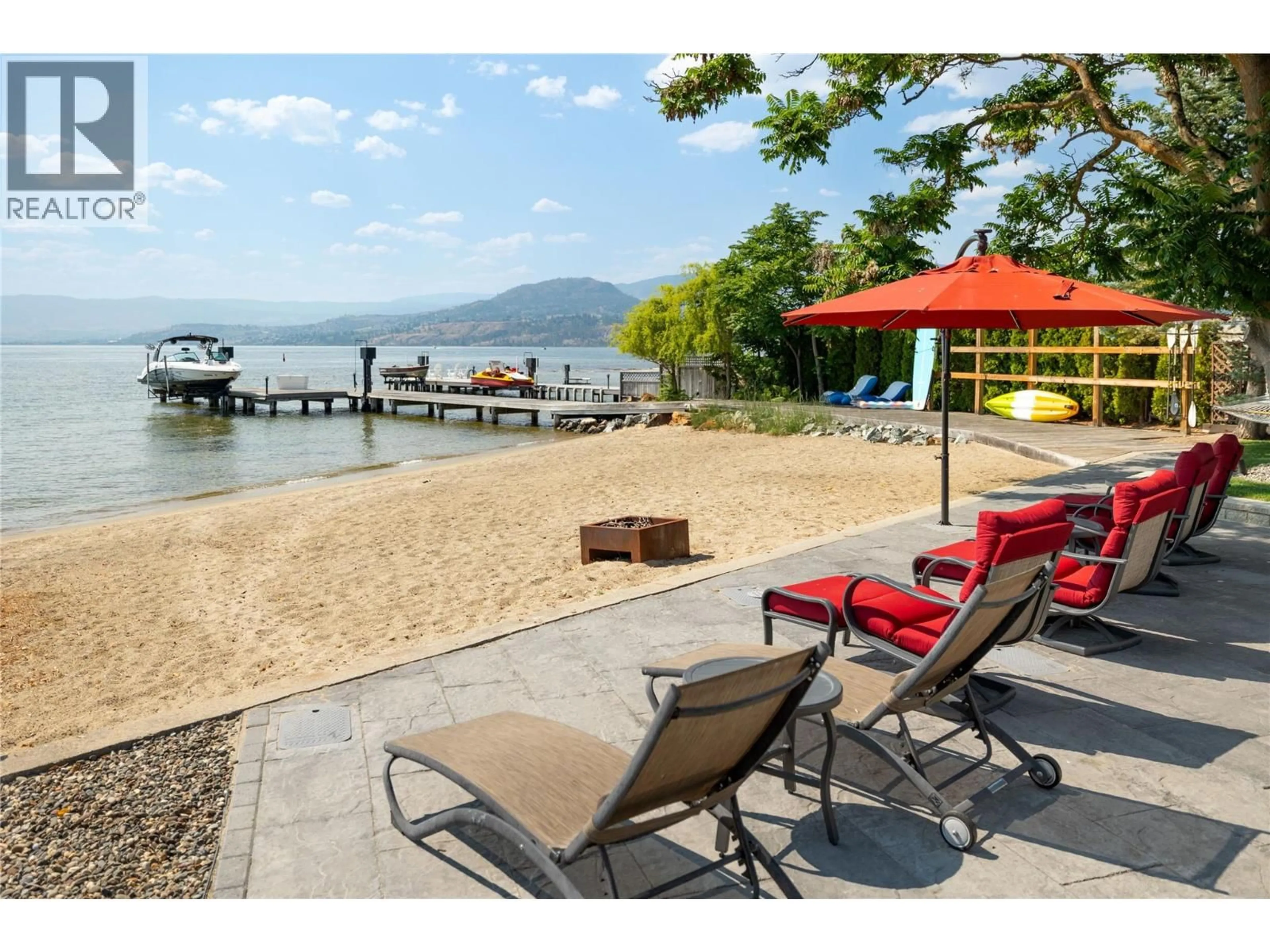 Patio, water/lake/river/ocean view for 3908 BLUEBIRD ROAD, Kelowna British Columbia V1W1X6