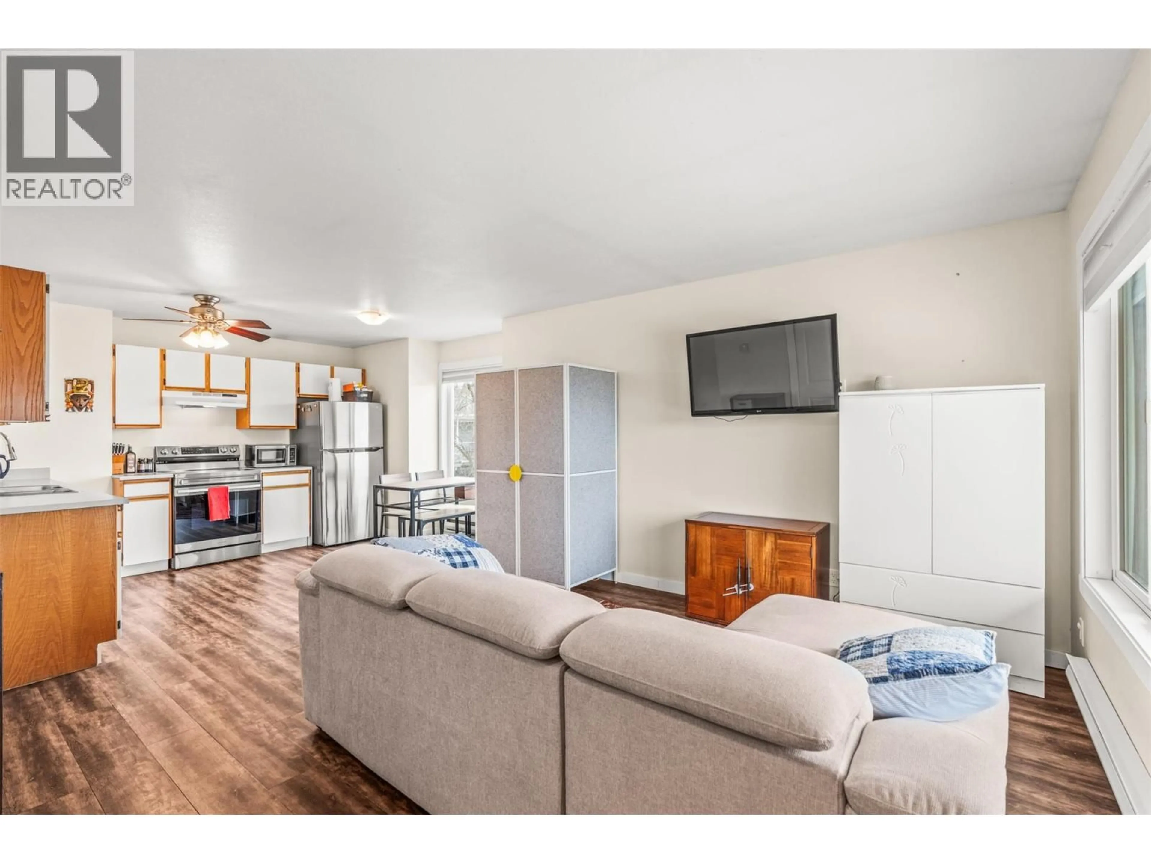 Unknown for 204 - 1041 MIDDLETON WAY, Vernon British Columbia V1B2N3