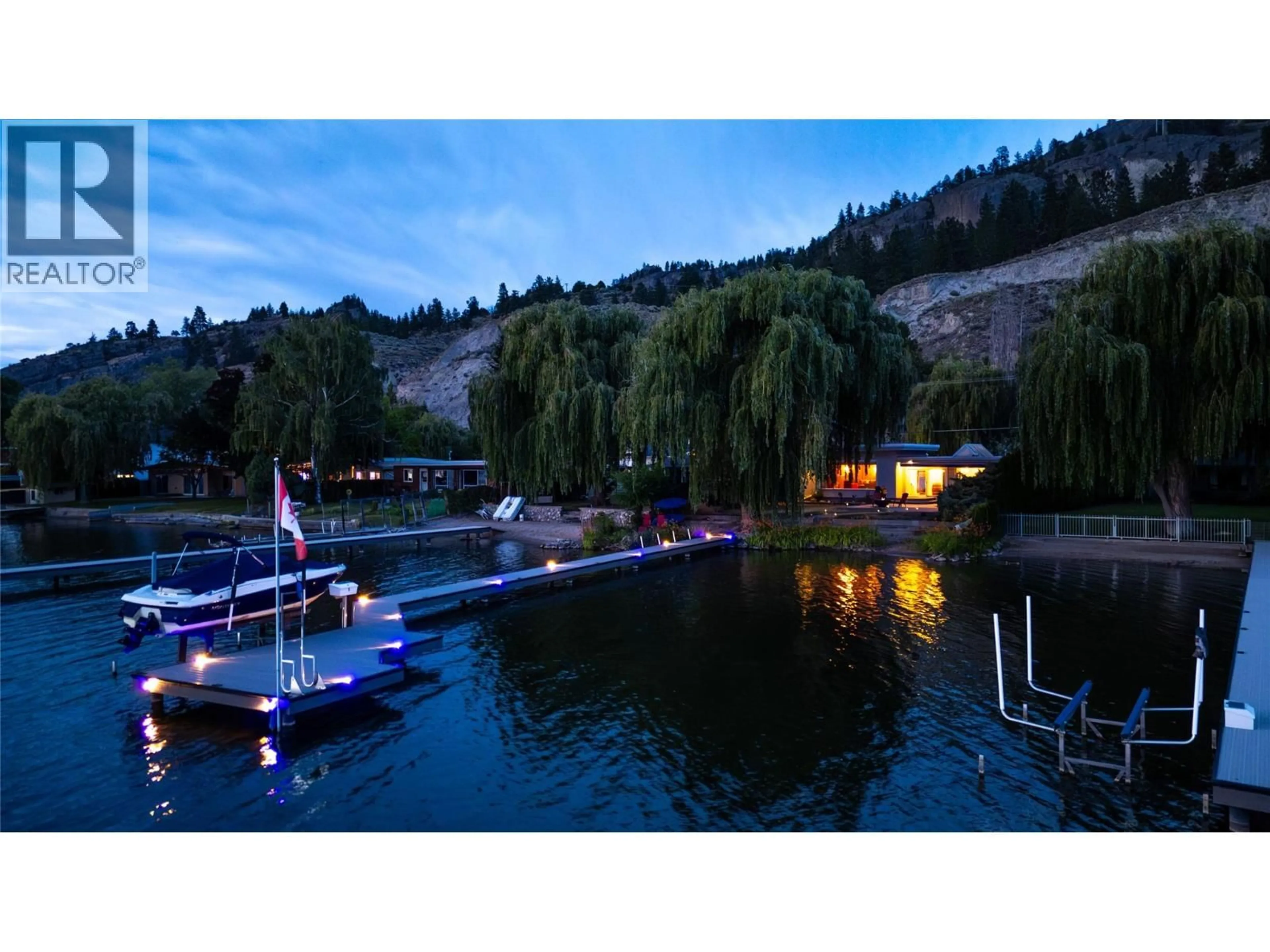 Blurry image for 4589 LAKESIDE ROAD, Penticton British Columbia V2A8W4
