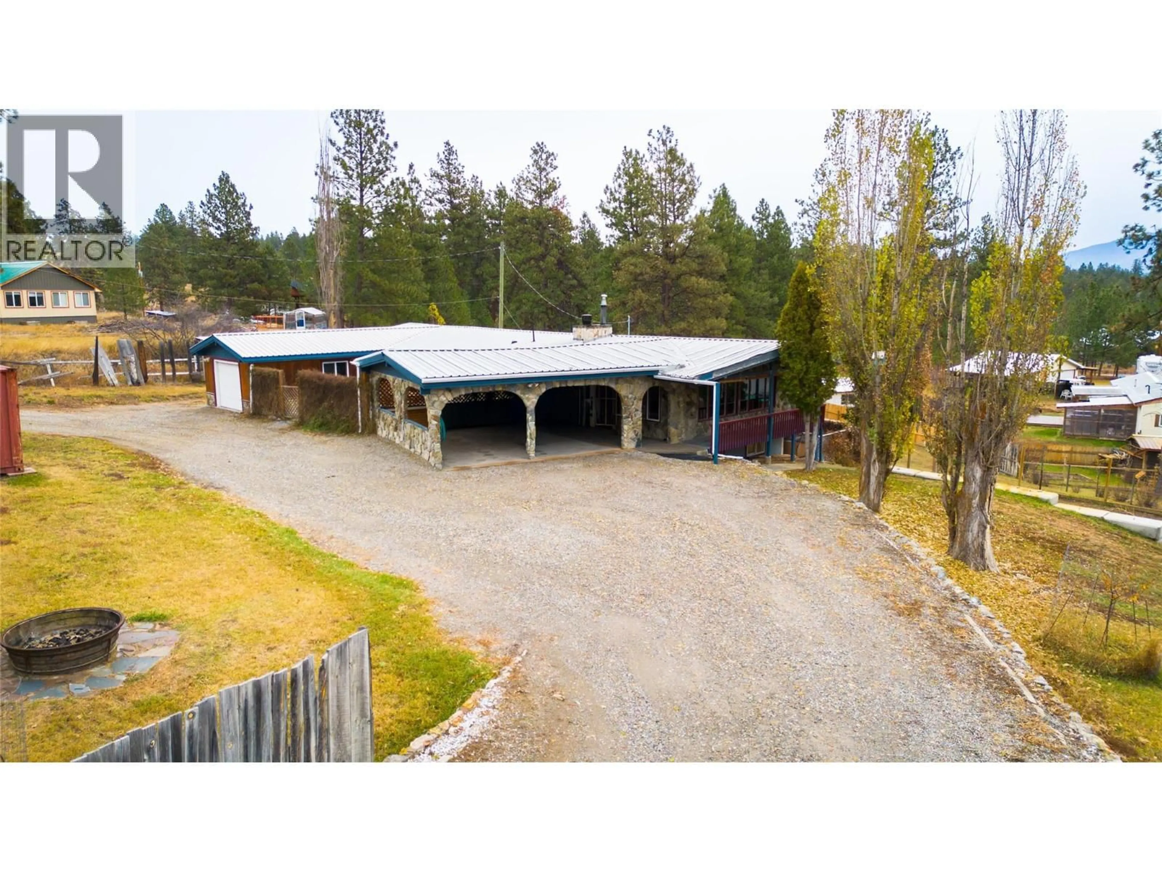 A pic from outside/outdoor area/front of a property/back of a property/a pic from drone, unknown for 2934 MISSION WYCLIFFE ROAD, Cranbrook British Columbia V1C7C8