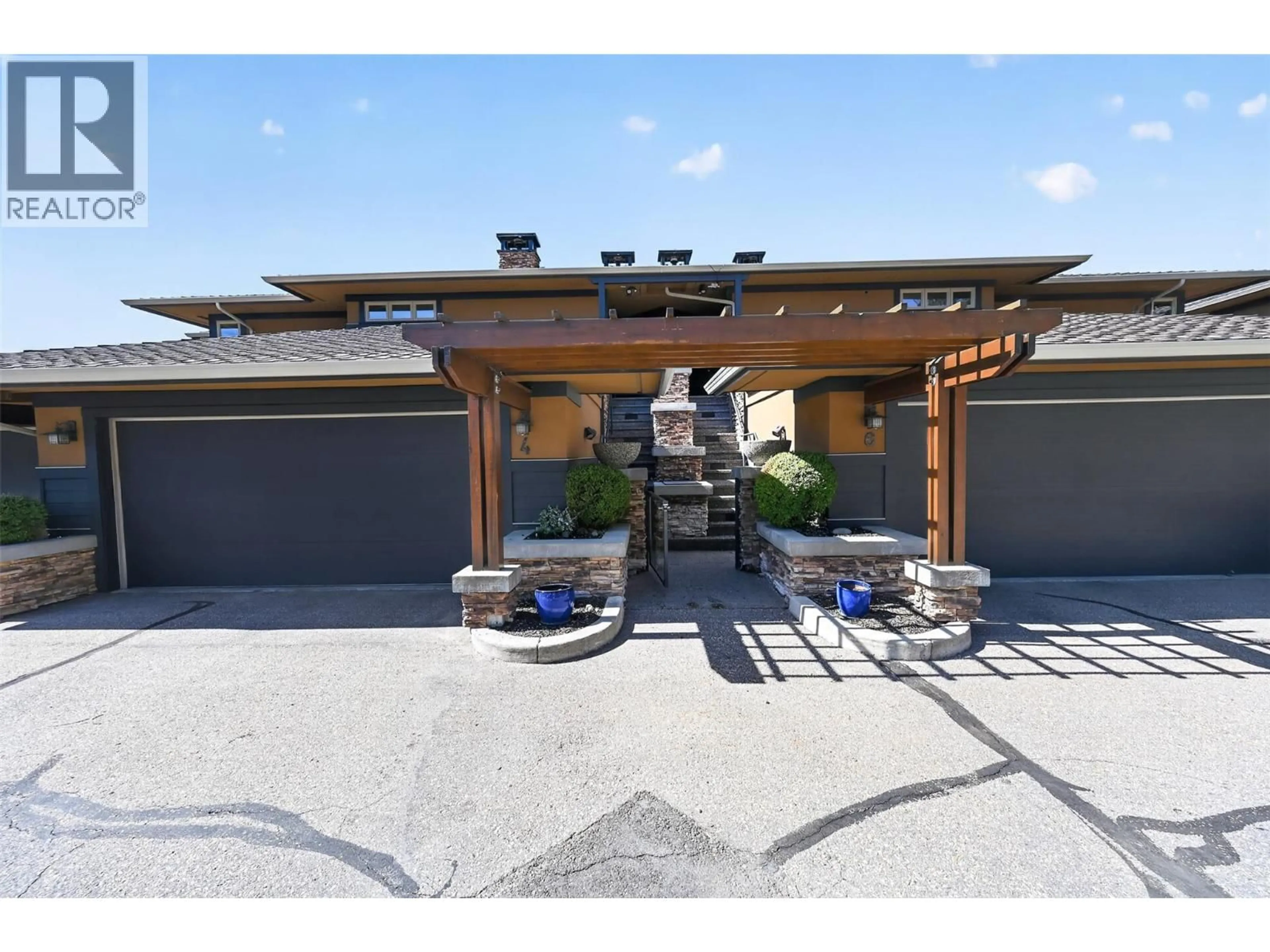 Unknown for 4 - 101 FALCON POINT WAY, Vernon British Columbia V1H1V4