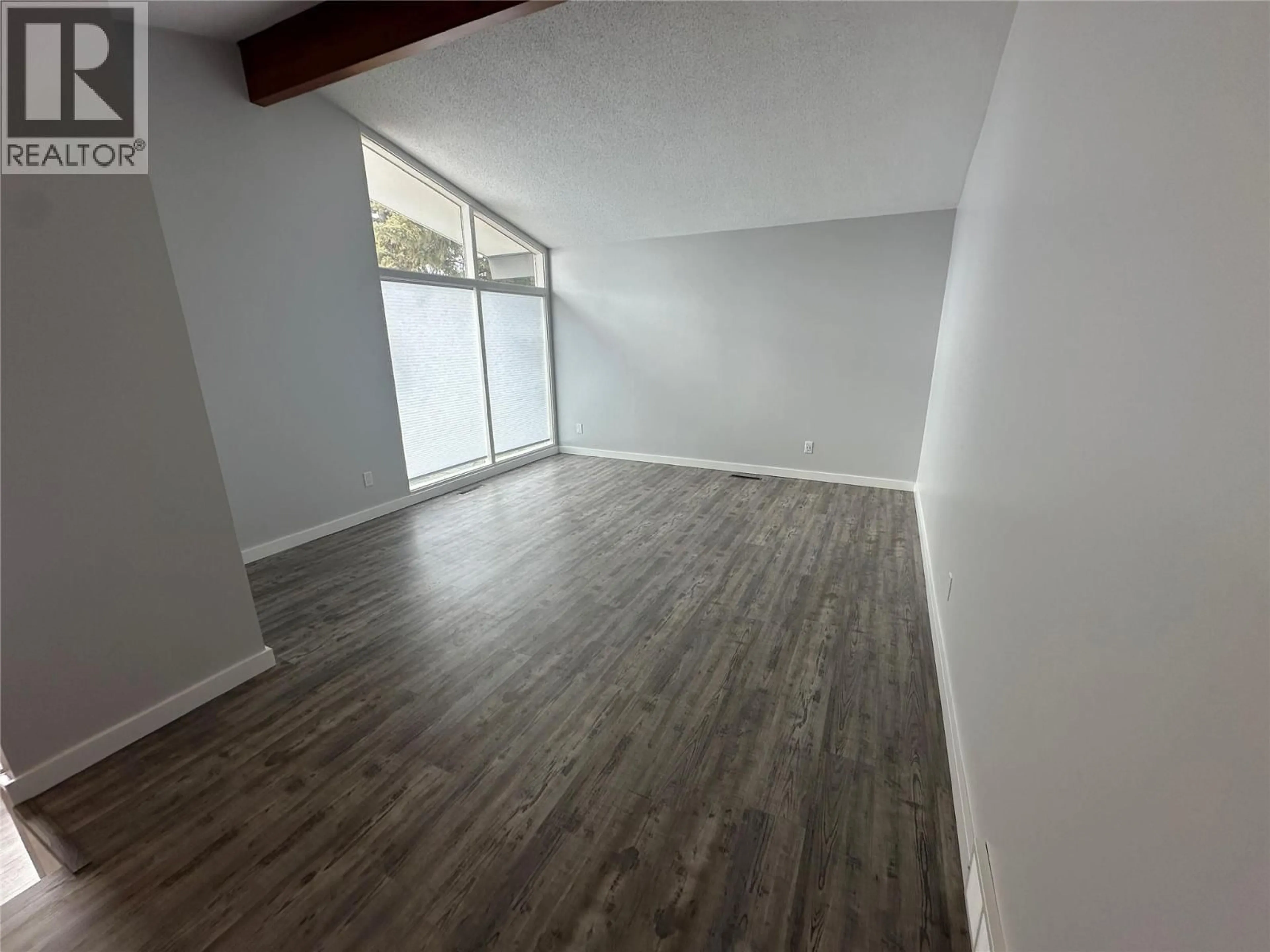 A pic of a room for 1916 90 AVENUE, Dawson Creek British Columbia V1G1A6