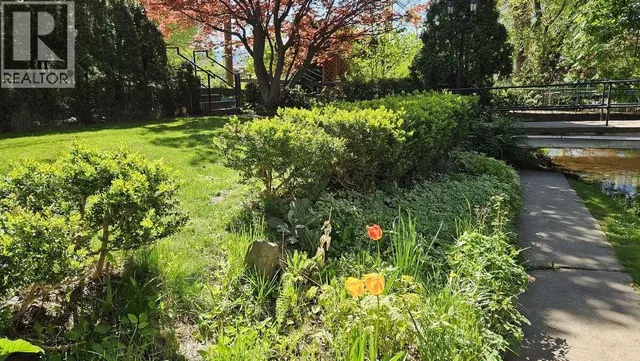 1980 ETHEL STREET, Kelowna 5