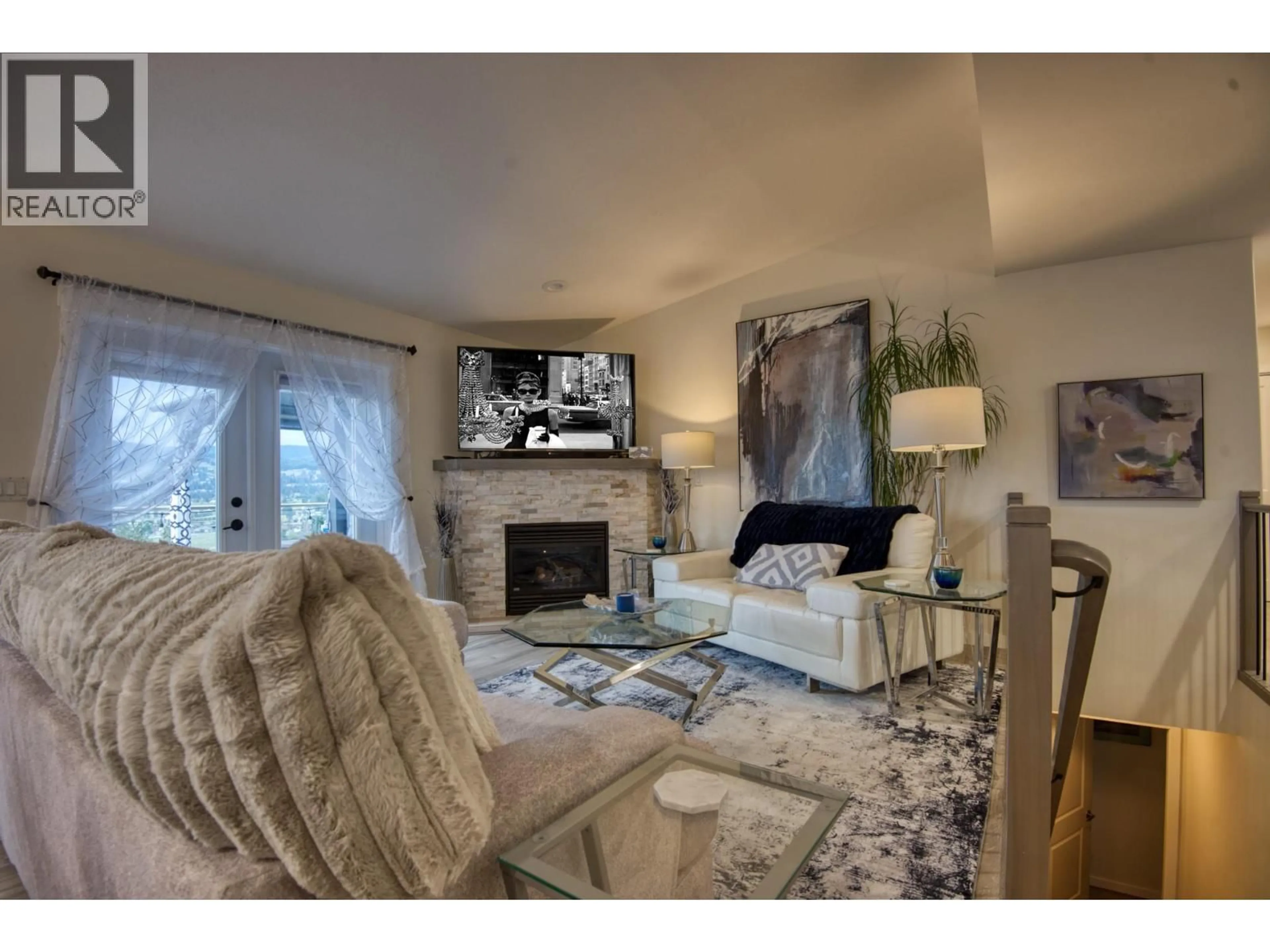 Living room with furniture, unknown for 3088 SAGEVIEW ROAD, West Kelowna British Columbia V1Y2Y5