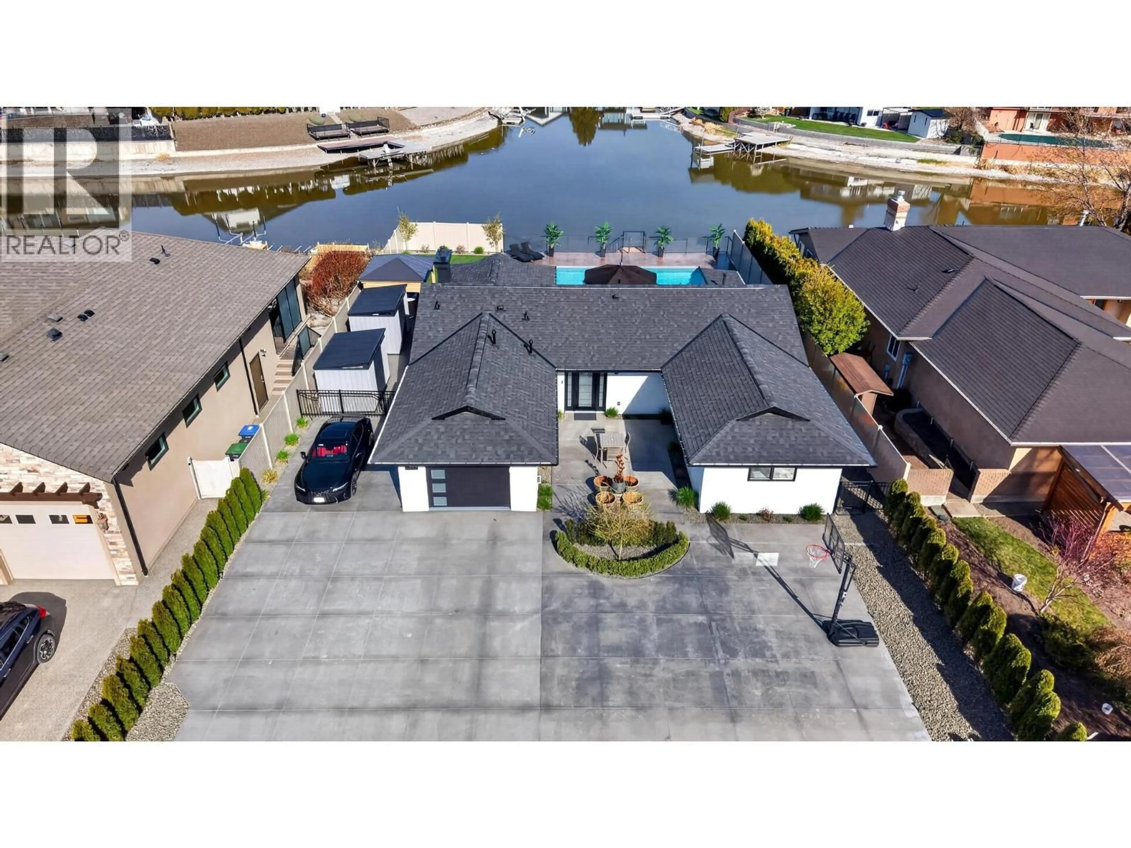 A pic from outside/outdoor area/front of a property/back of a property/a pic from drone, water/lake/river/ocean view for 1674 PRITCHARD DRIVE, West Kelowna British Columbia V4T1X5