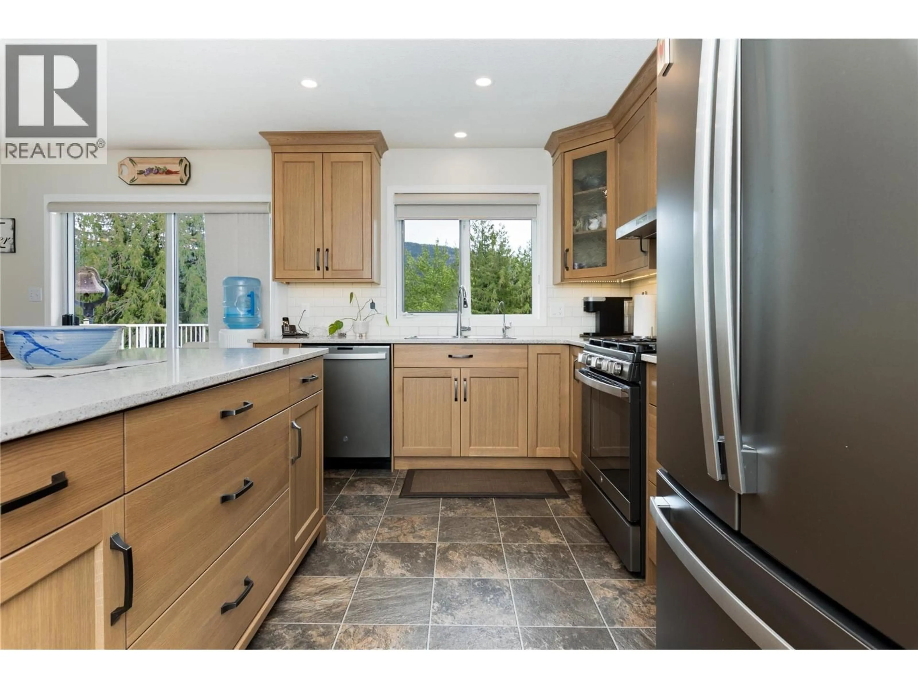 Unknown for 2240 97B HIGHWAY SOUTHEAST, Salmon Arm British Columbia V1E1X6