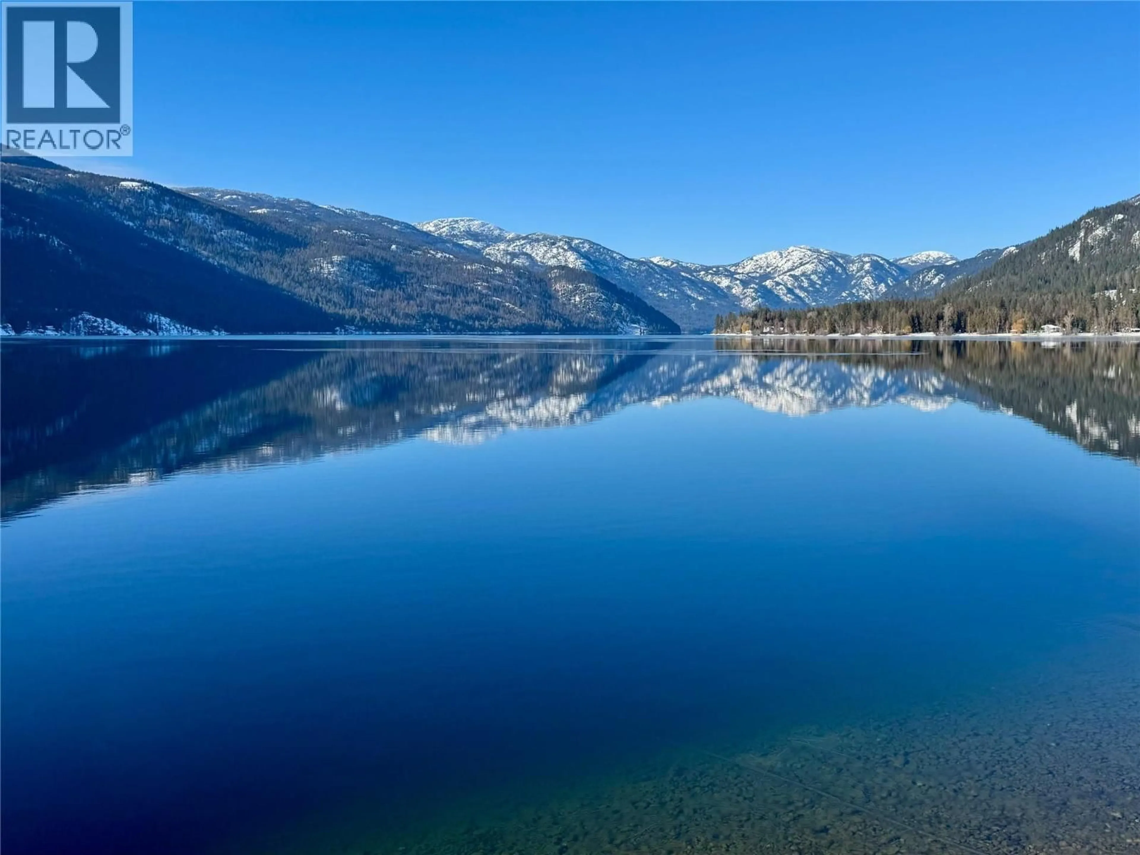 Blurry image for 3127 EAST LAKE DRIVE, Christina Lake British Columbia V0H1H2