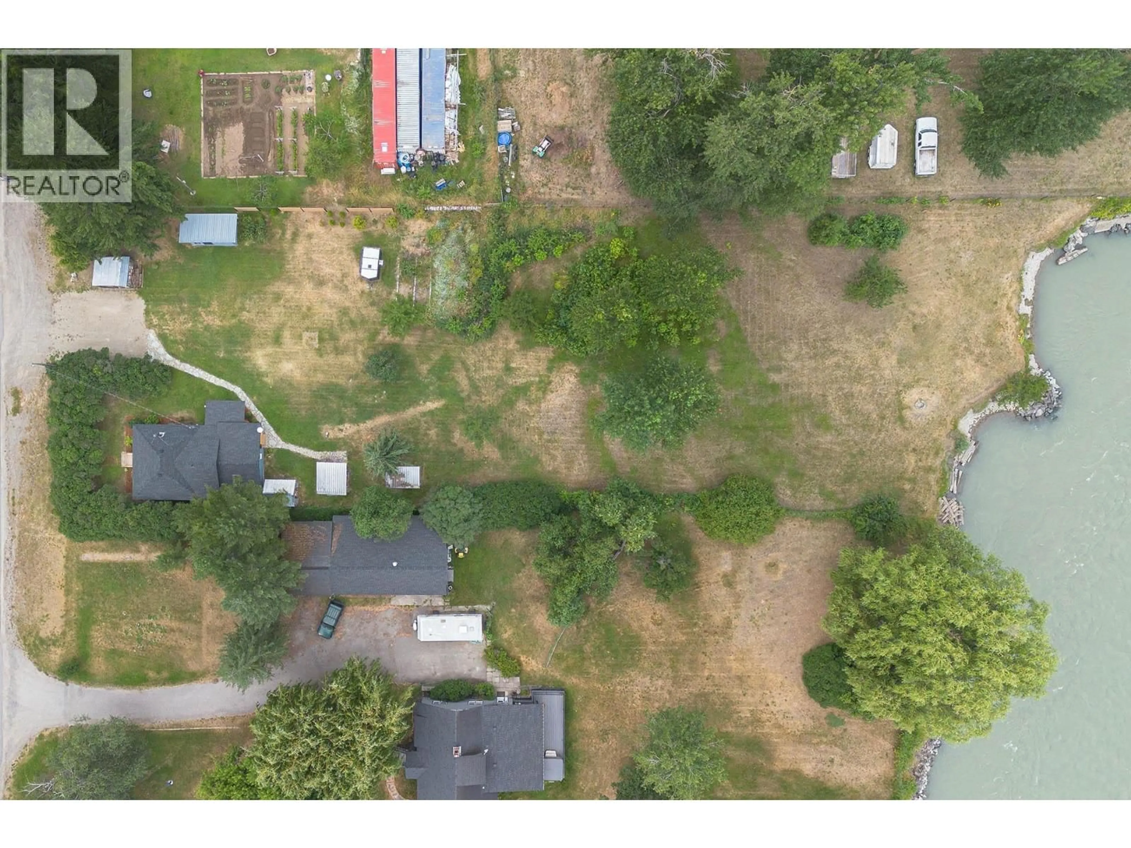 A pic from outside/outdoor area/front of a property/back of a property/a pic from drone, street for 1615 BIRCH ISLAND LOST CRK ROAD, Clearwater British Columbia V0E1N1
