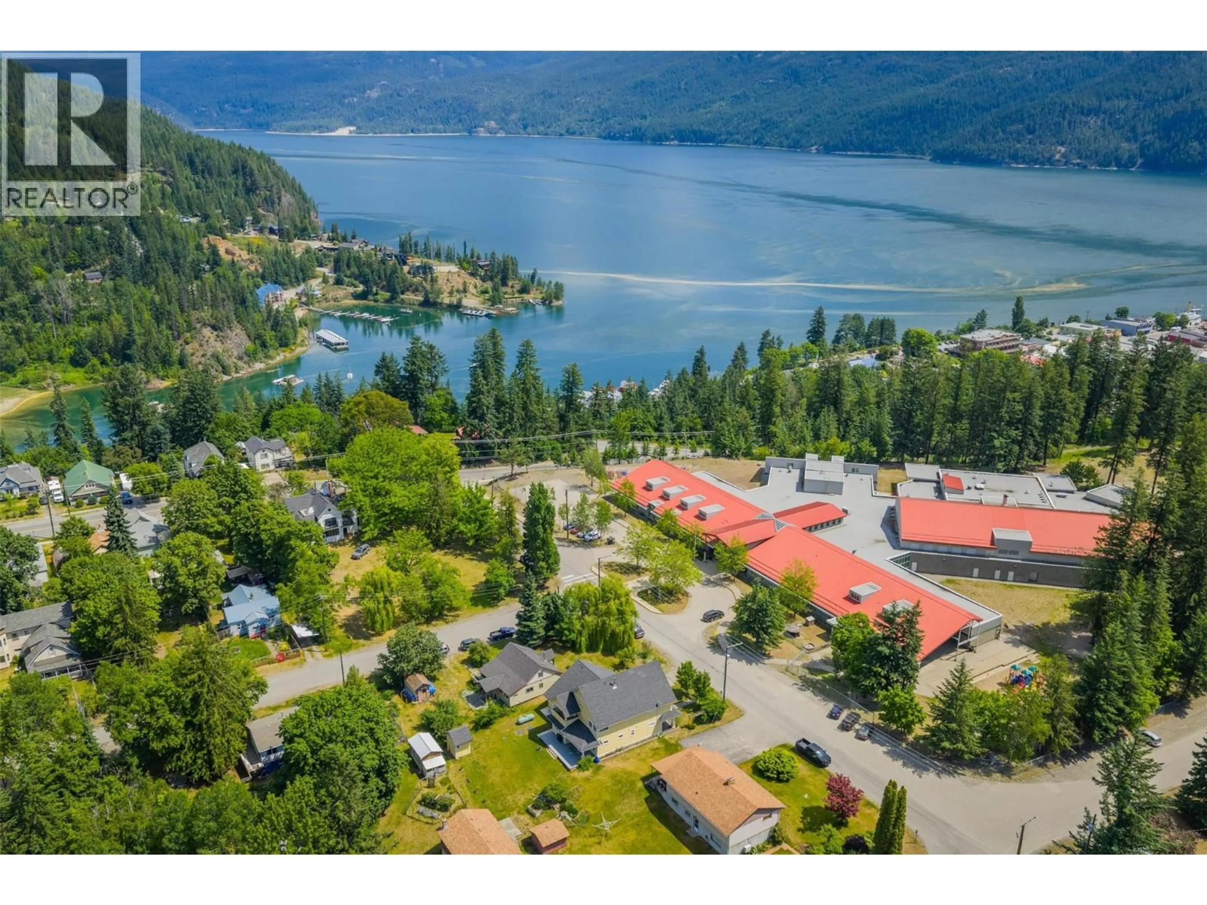 A pic from outside/outdoor area/front of a property/back of a property/a pic from drone, water/lake/river/ocean view for 509 6TH STREET, Kaslo British Columbia V0G1M0