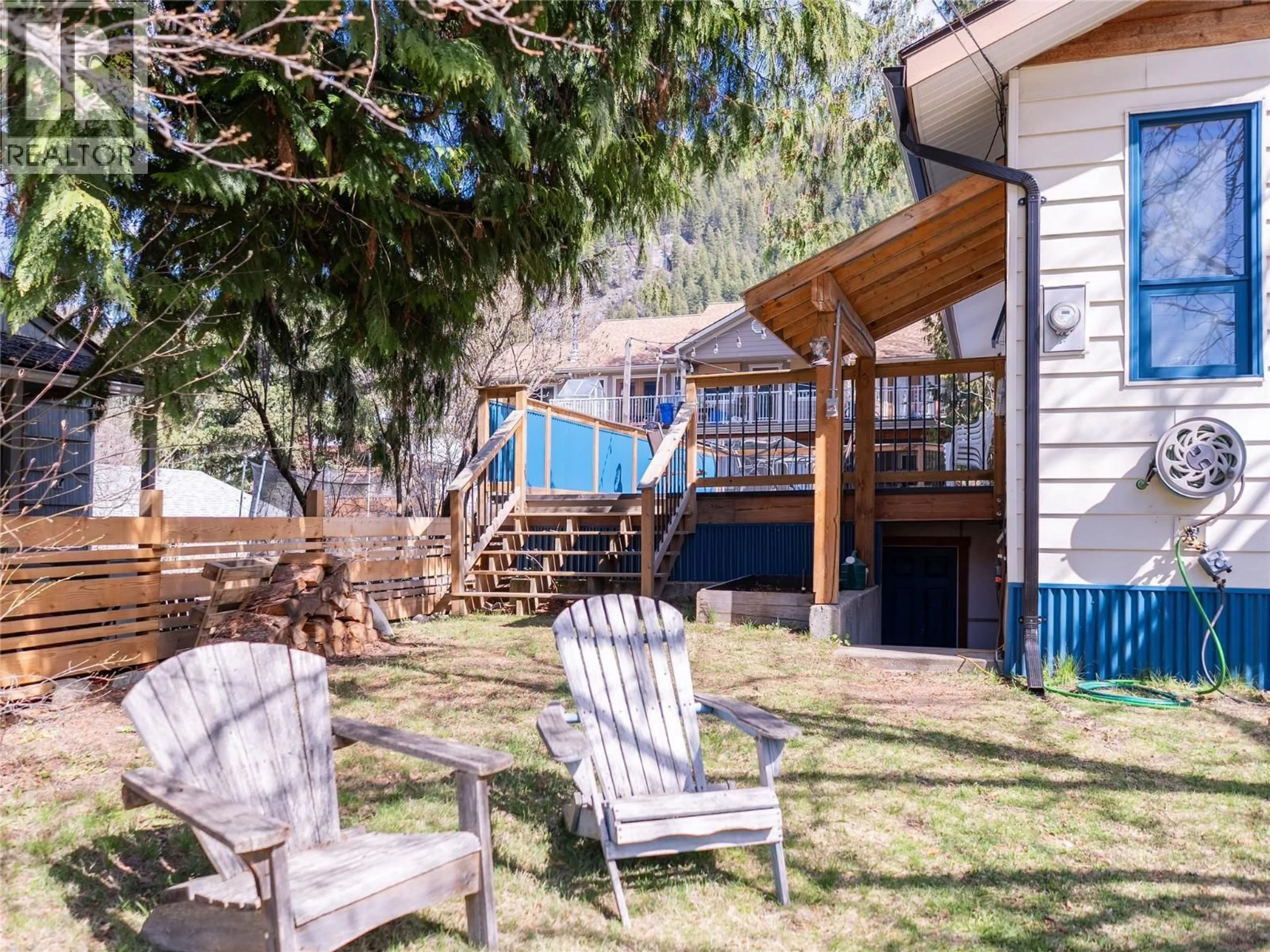 Patio, unknown for 712 NINTH STREET, Nelson British Columbia V1L3B7