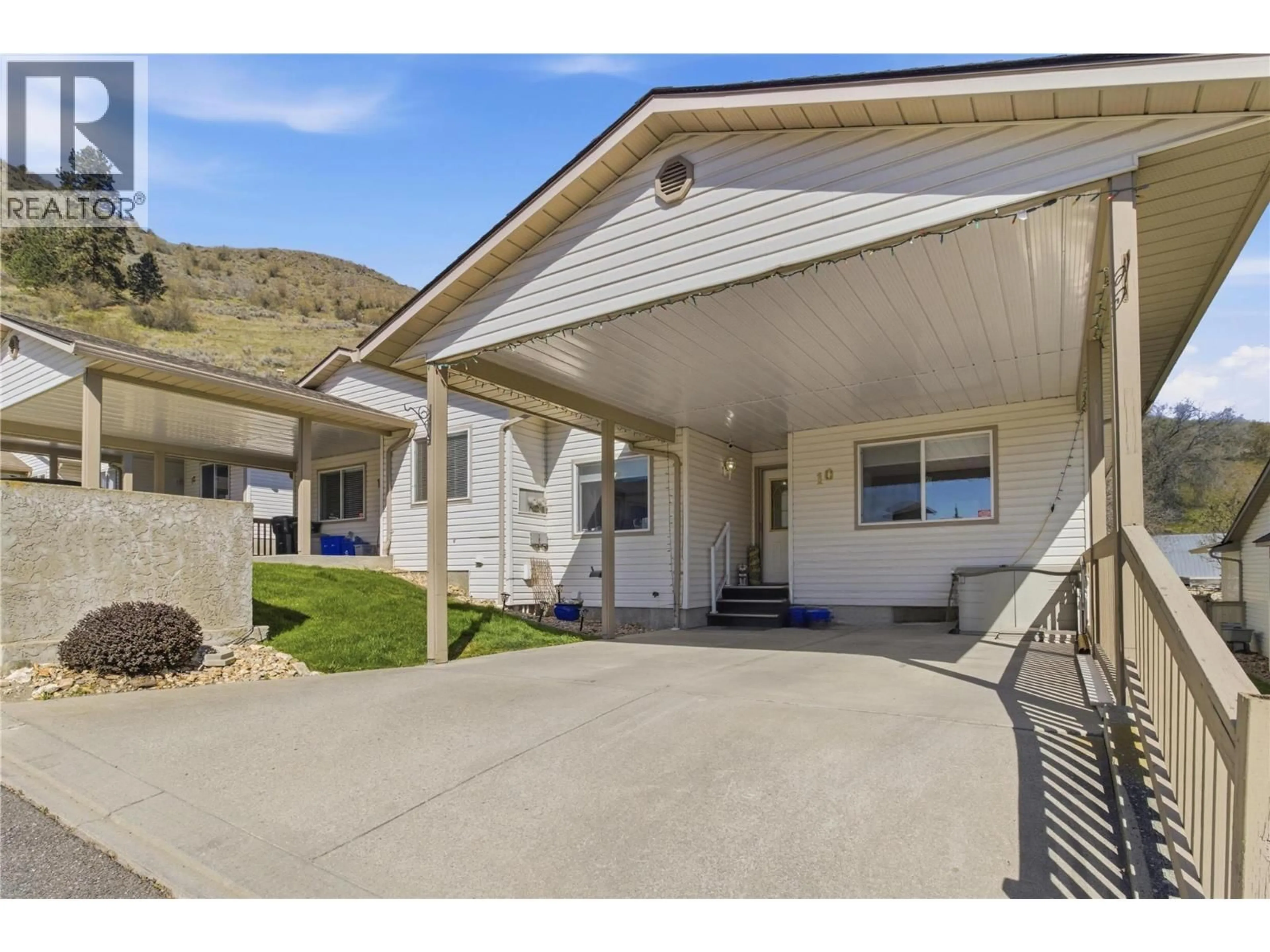 Unknown for 10 - 4210 ALEXIS PARK DRIVE, Vernon British Columbia V1T6H3