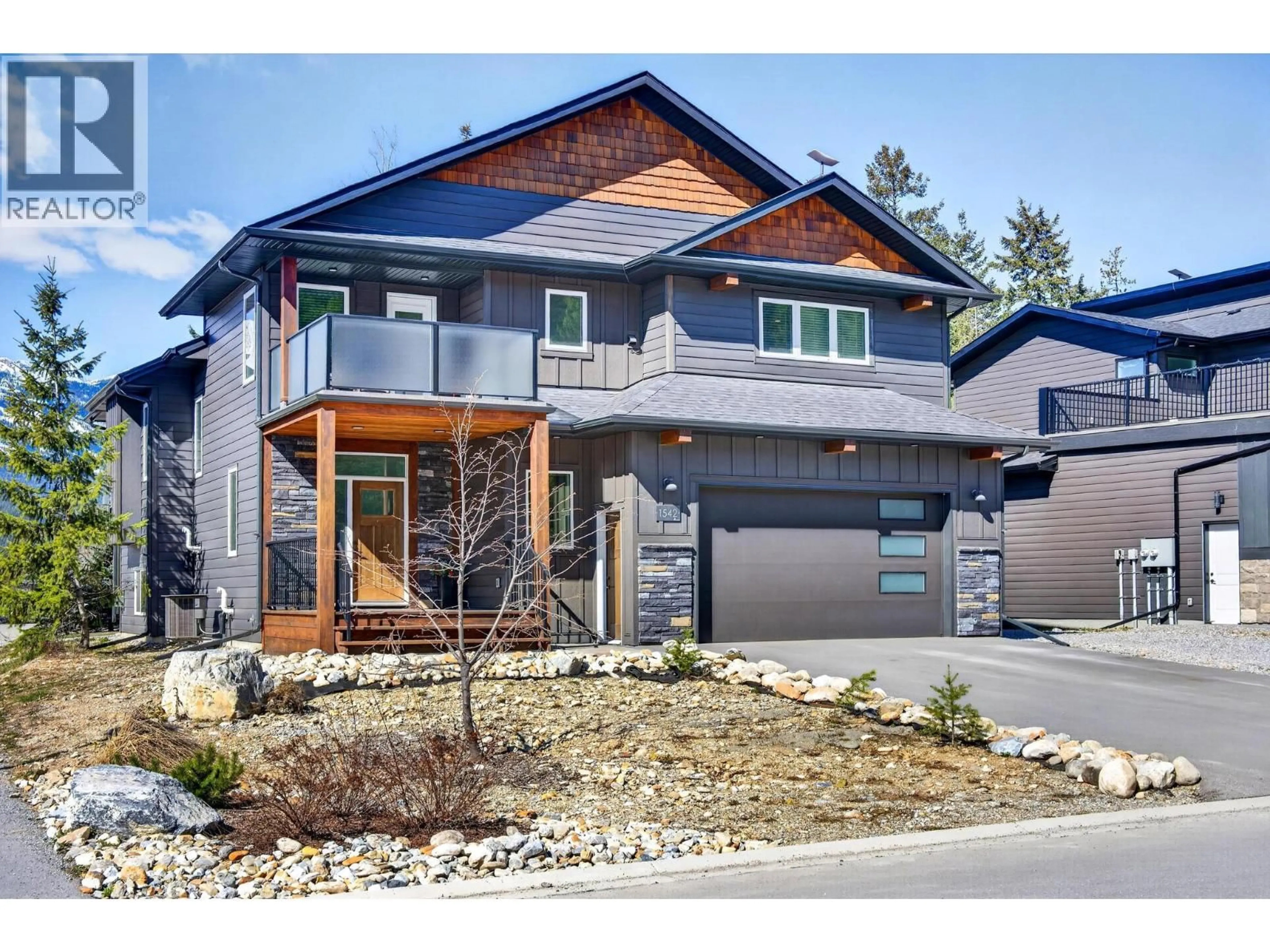 Home with brick exterior material, street for 1542 CEDAR STREET, Golden British Columbia V0A1H6