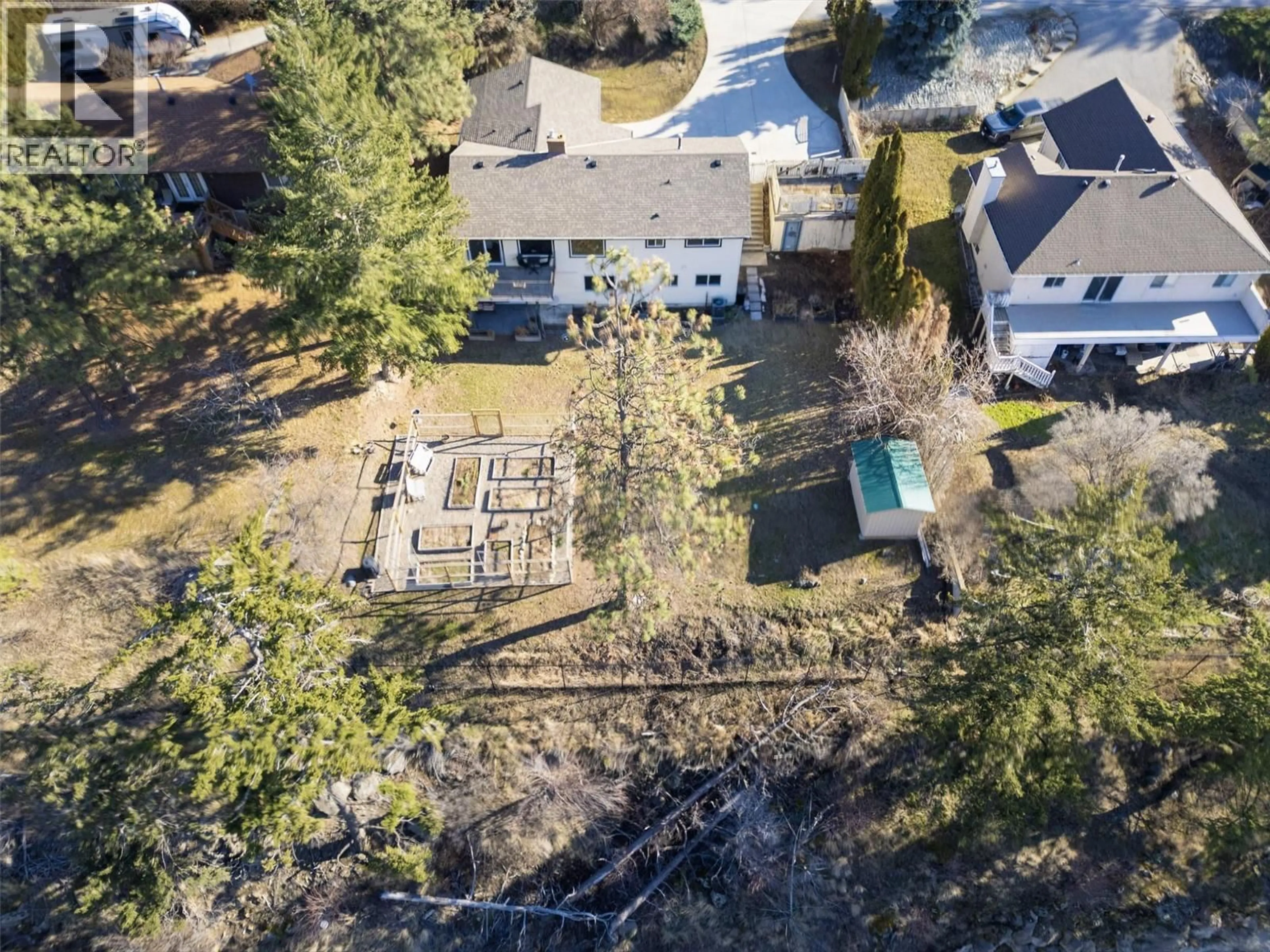 A pic from outside/outdoor area/front of a property/back of a property/a pic from drone, unknown for 2094 TOMAT AVENUE, West Kelowna British Columbia V1Z3J2