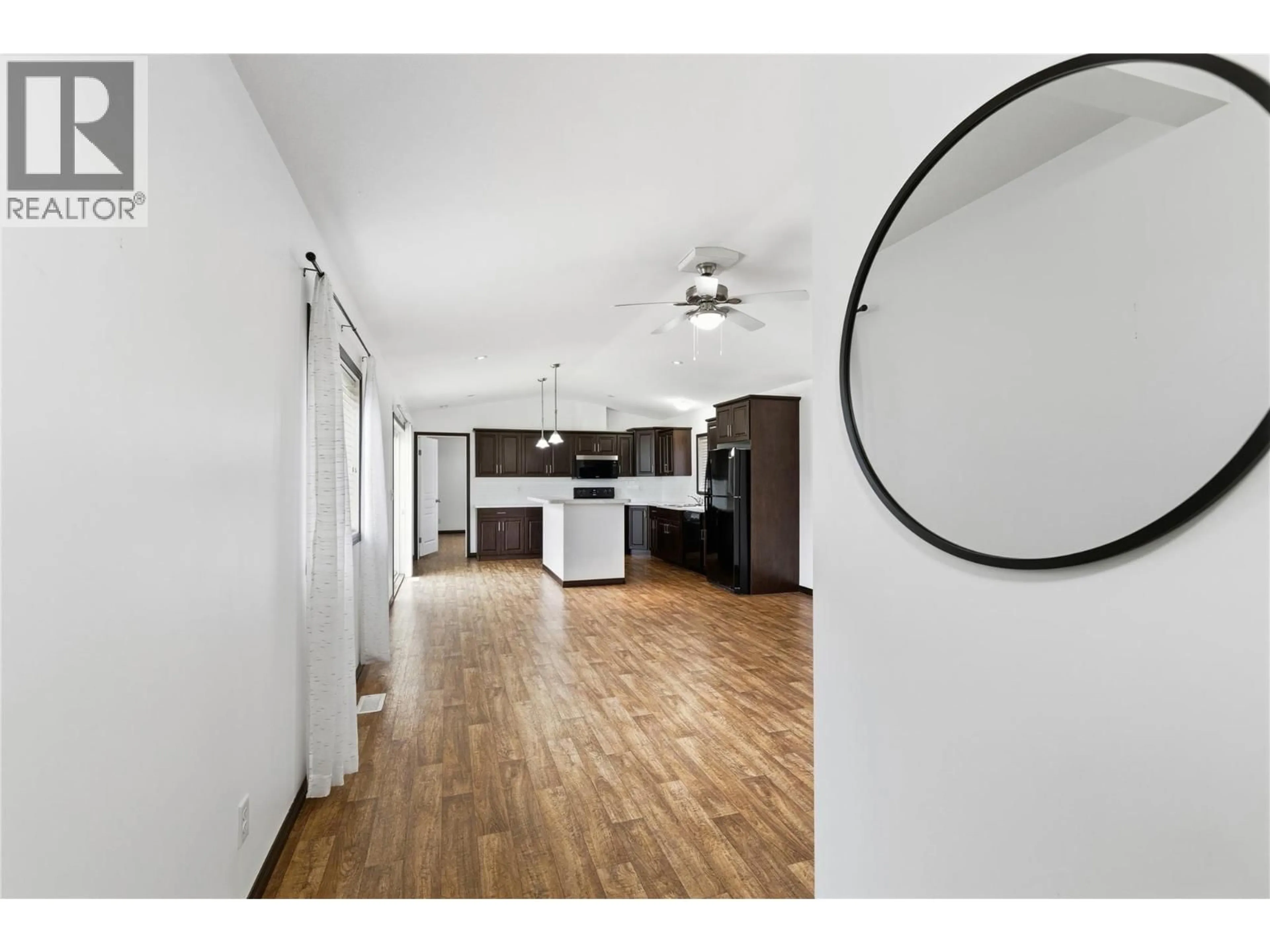 A pic of a room for 202 - 15401 KALAMALKA ROAD, Coldstream British Columbia V1B1Z3