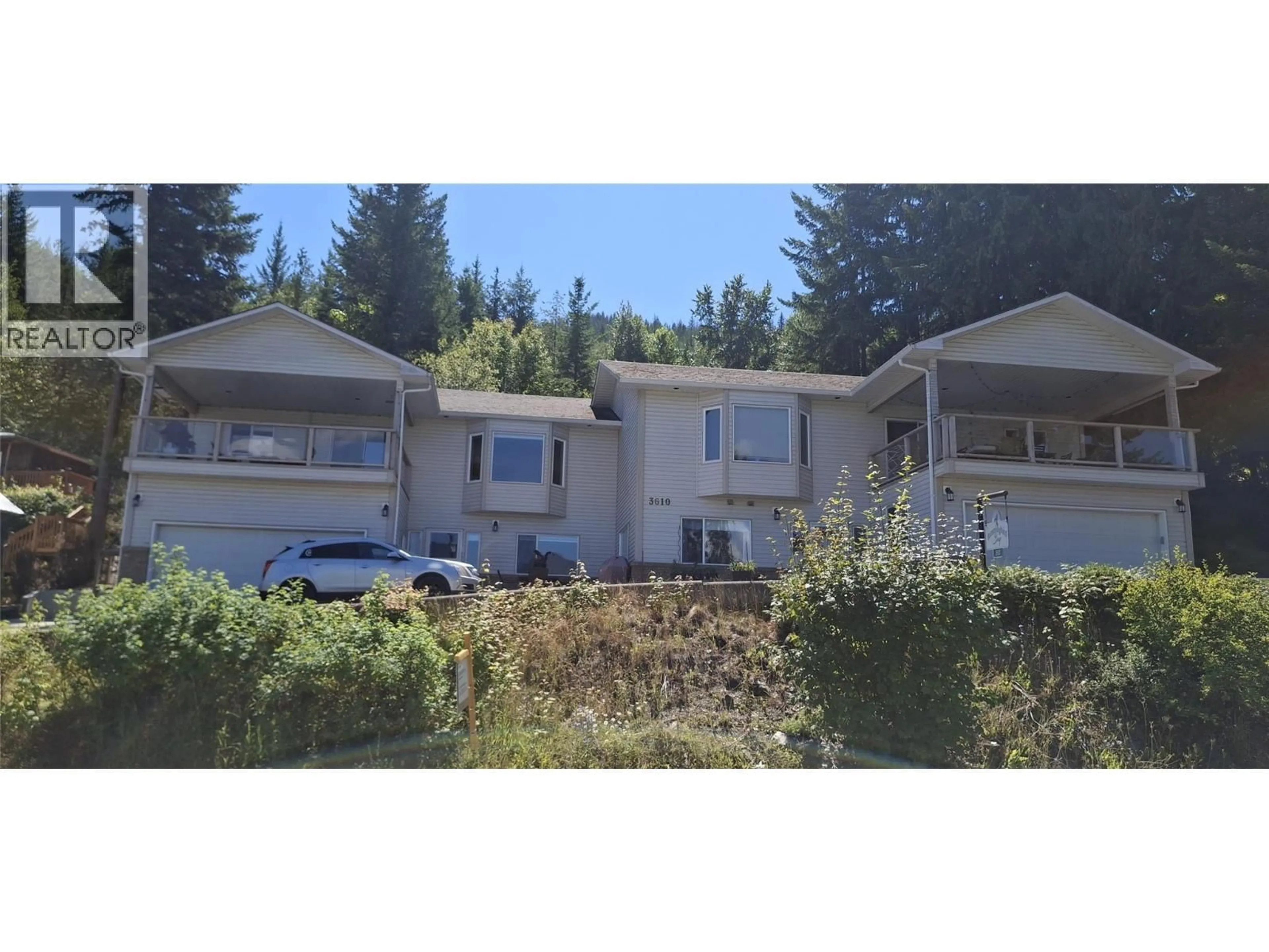 A pic from outside/outdoor area/front of a property/back of a property/a pic from drone, mountain view for 3610 EAGLE BAY ROAD, Eagle Bay British Columbia V0E1T0