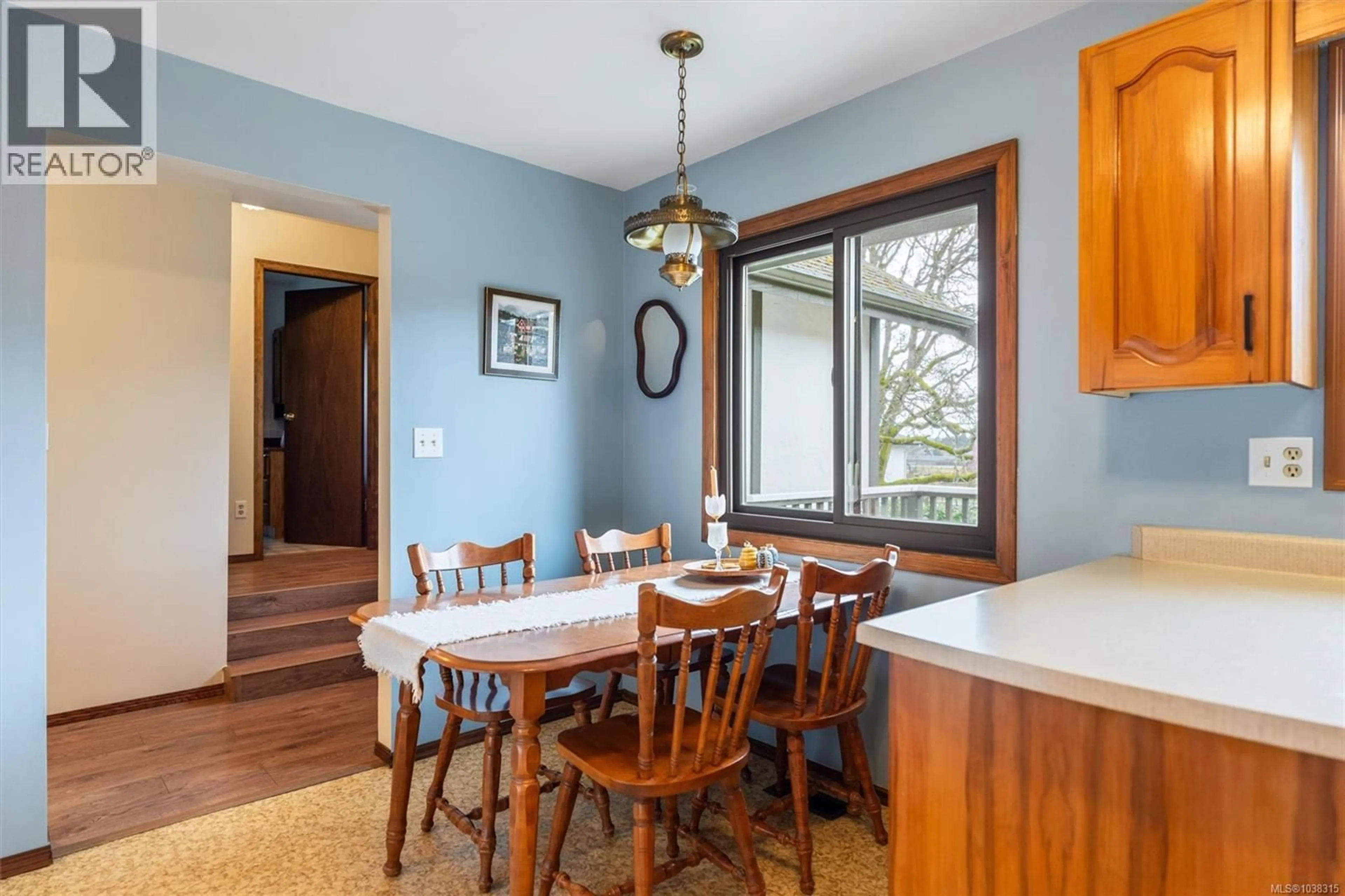Dining room, unknown for 891 LAVENDER AVENUE, Saanich British Columbia V8Z2M6