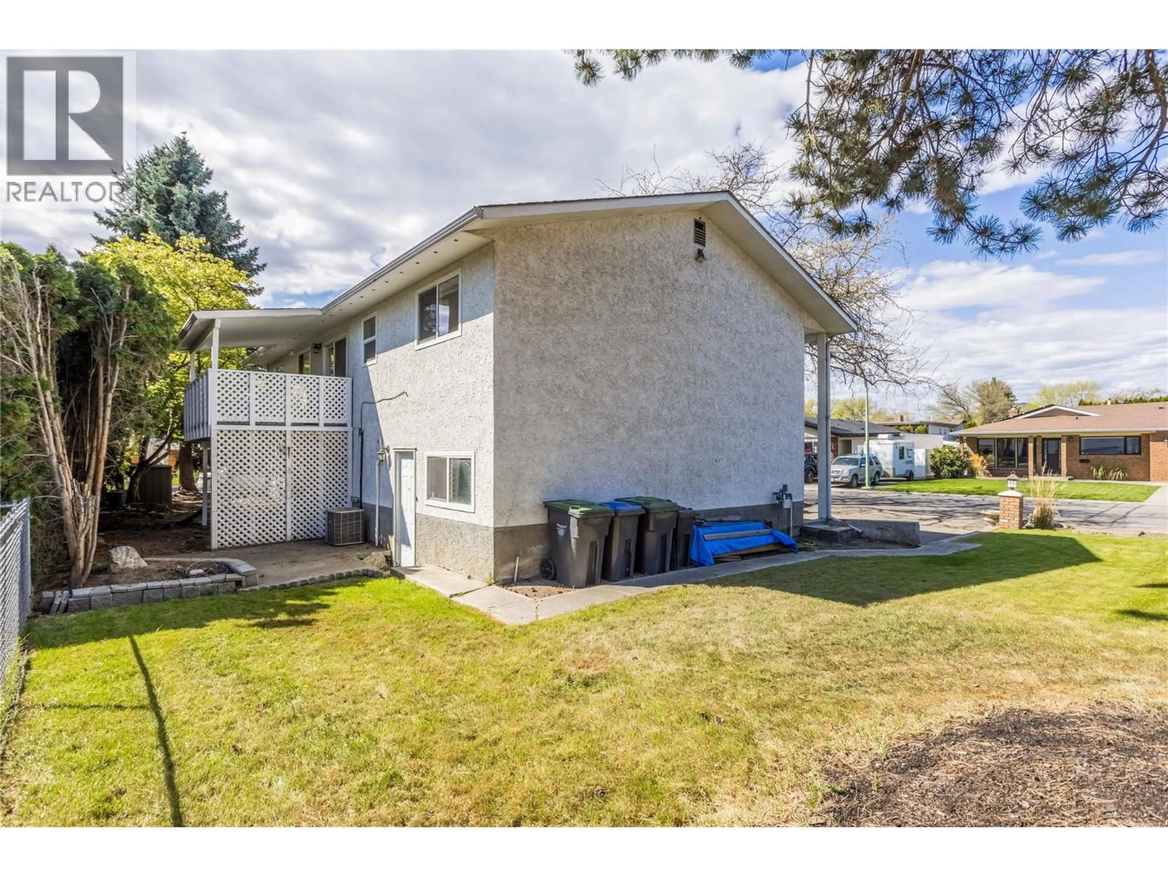 Unknown for 2615 GRENFELL ROAD, Kelowna British Columbia V1Y3C9