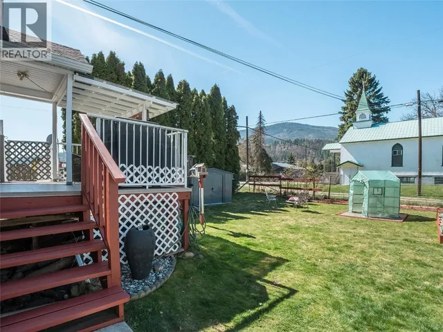 701 4TH STREET, Castlegar 5