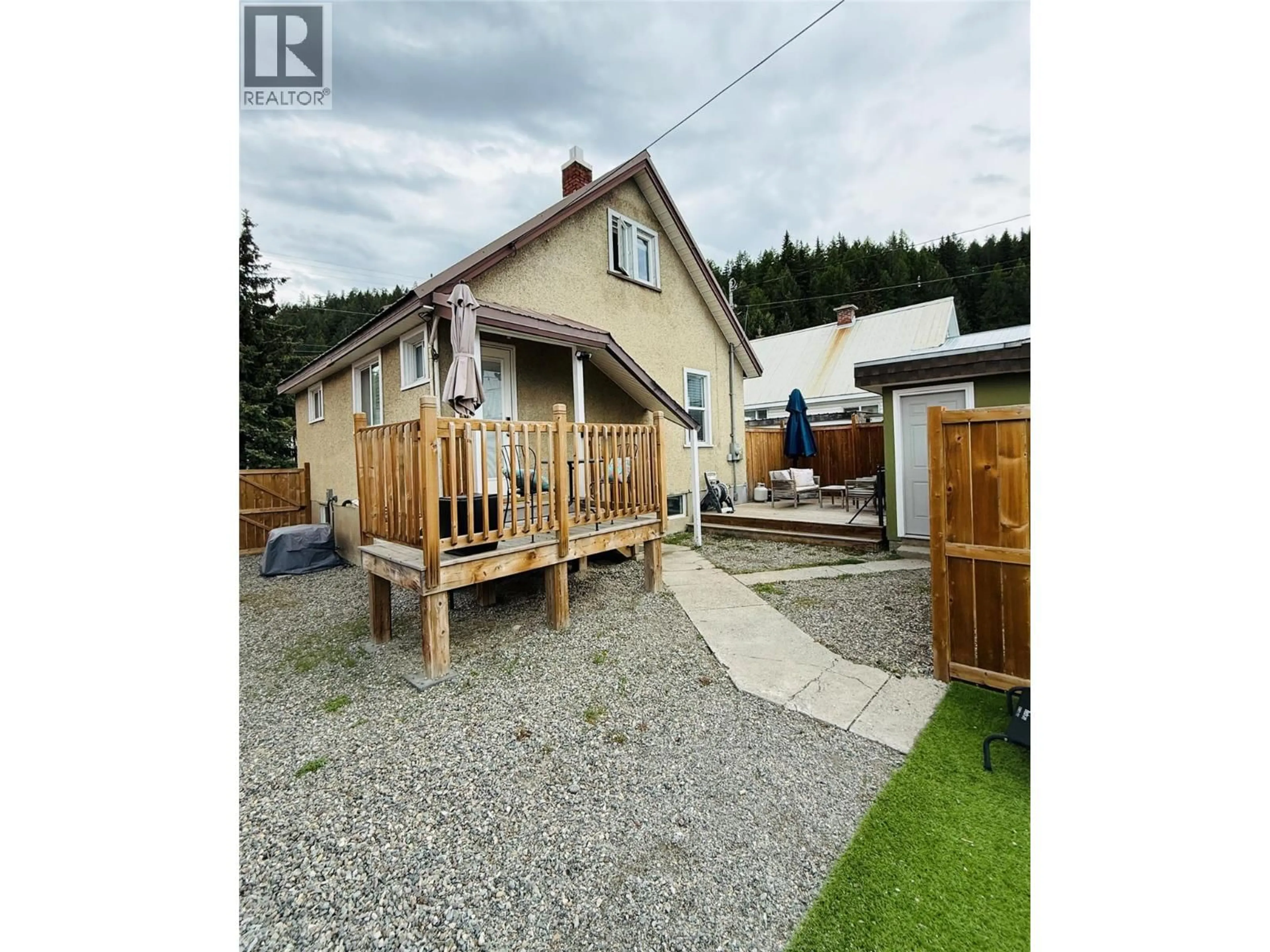 A pic from outside/outdoor area/front of a property/back of a property/a pic from drone, street for 1570 WARREN AVENUE, Kimberley British Columbia V1A1R3