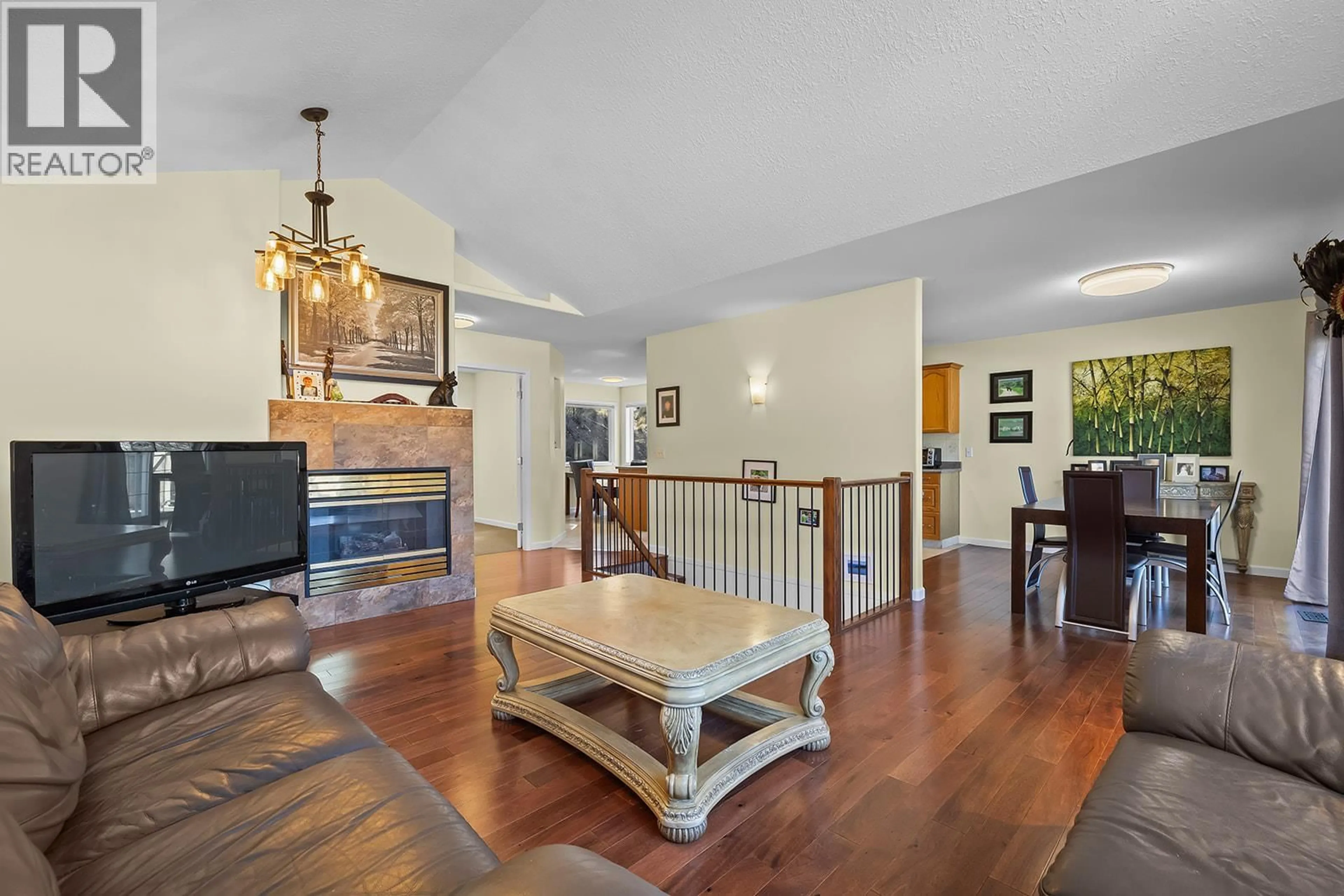 Unknown for 413 RIO DRIVE, Kelowna British Columbia V1V2L2