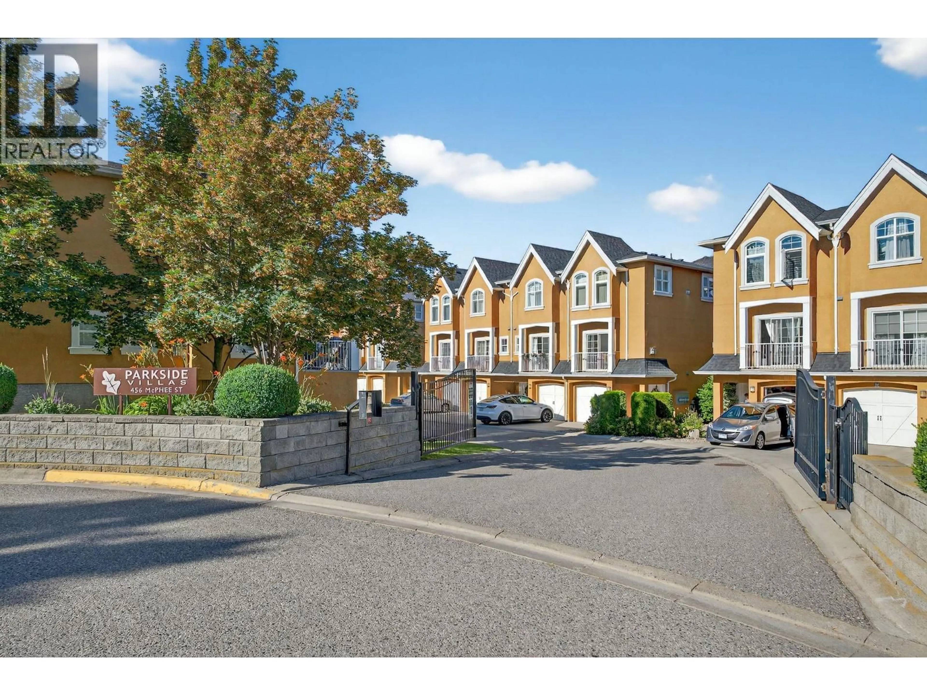 A pic from outside/outdoor area/front of a property/back of a property/a pic from drone, street for 122 - 456 MCPHEE STREET, Kelowna British Columbia V1X8C5