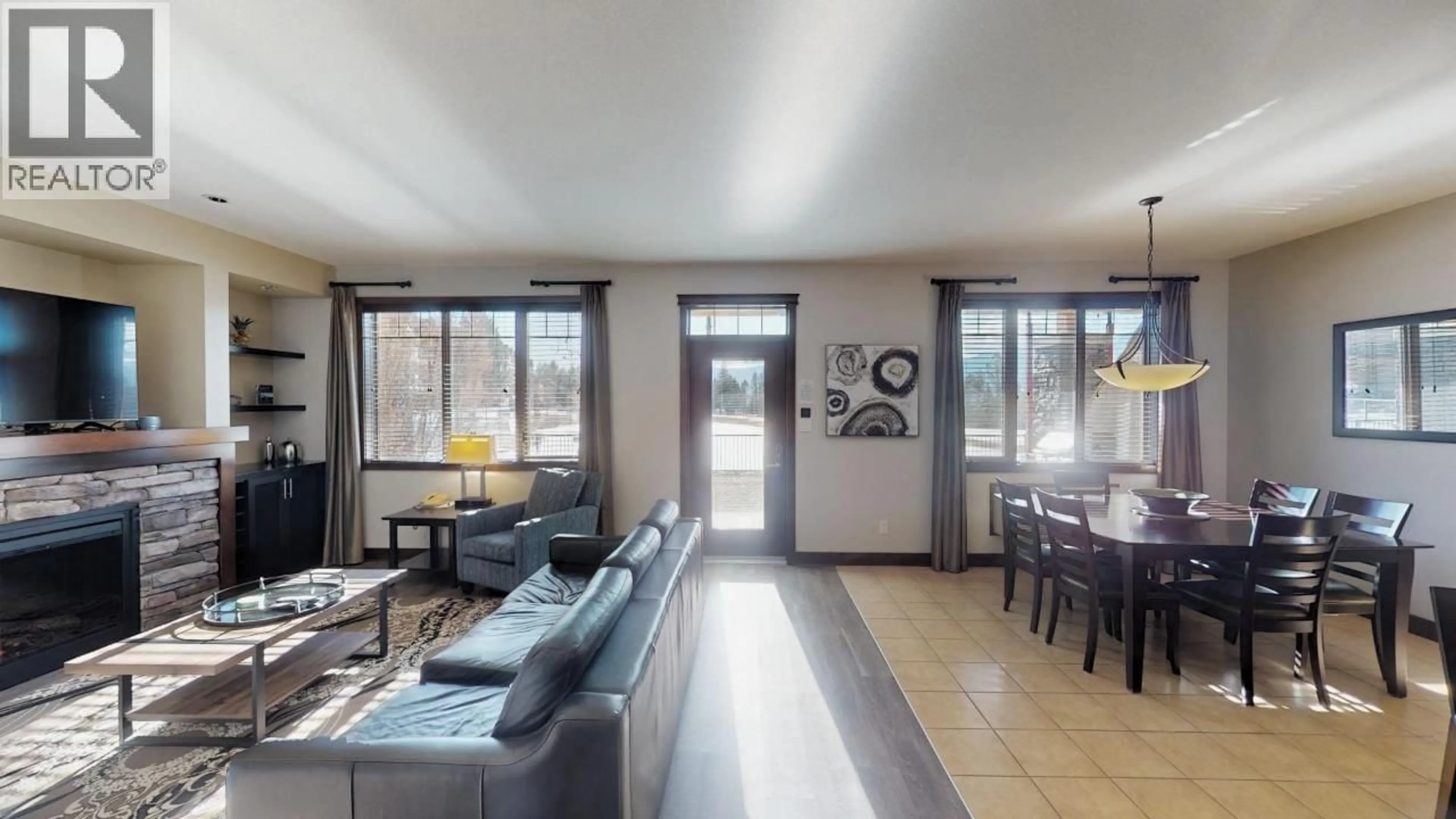 Living room with furniture, unknown for 813 B - 800 BIGHORN BOULEVARD, Radium Hot Springs British Columbia V0A1M0