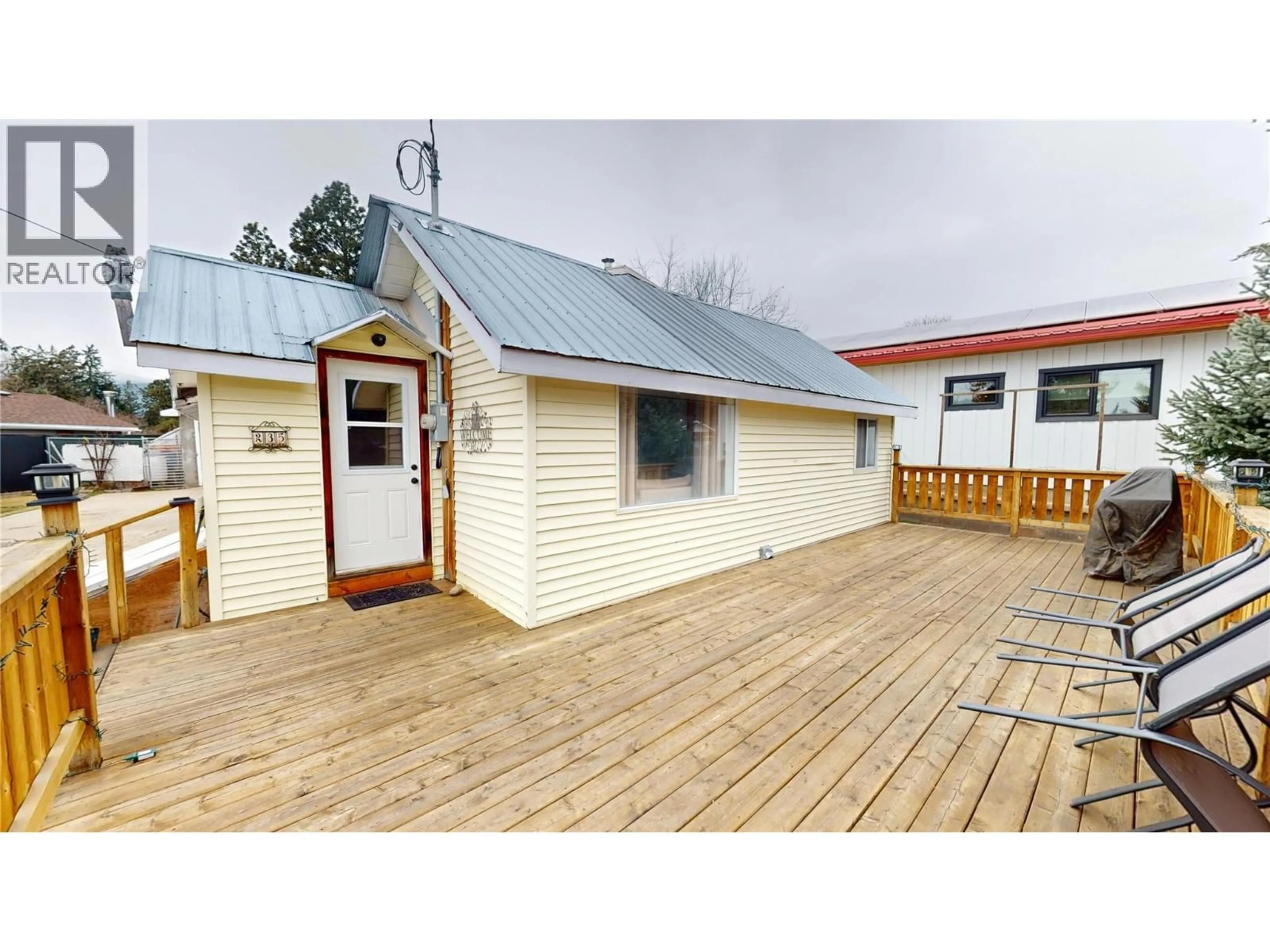 A pic from outside/outdoor area/front of a property/back of a property/a pic from drone, building for 235 306TH AVENUE, Kimberley British Columbia V1A3G8