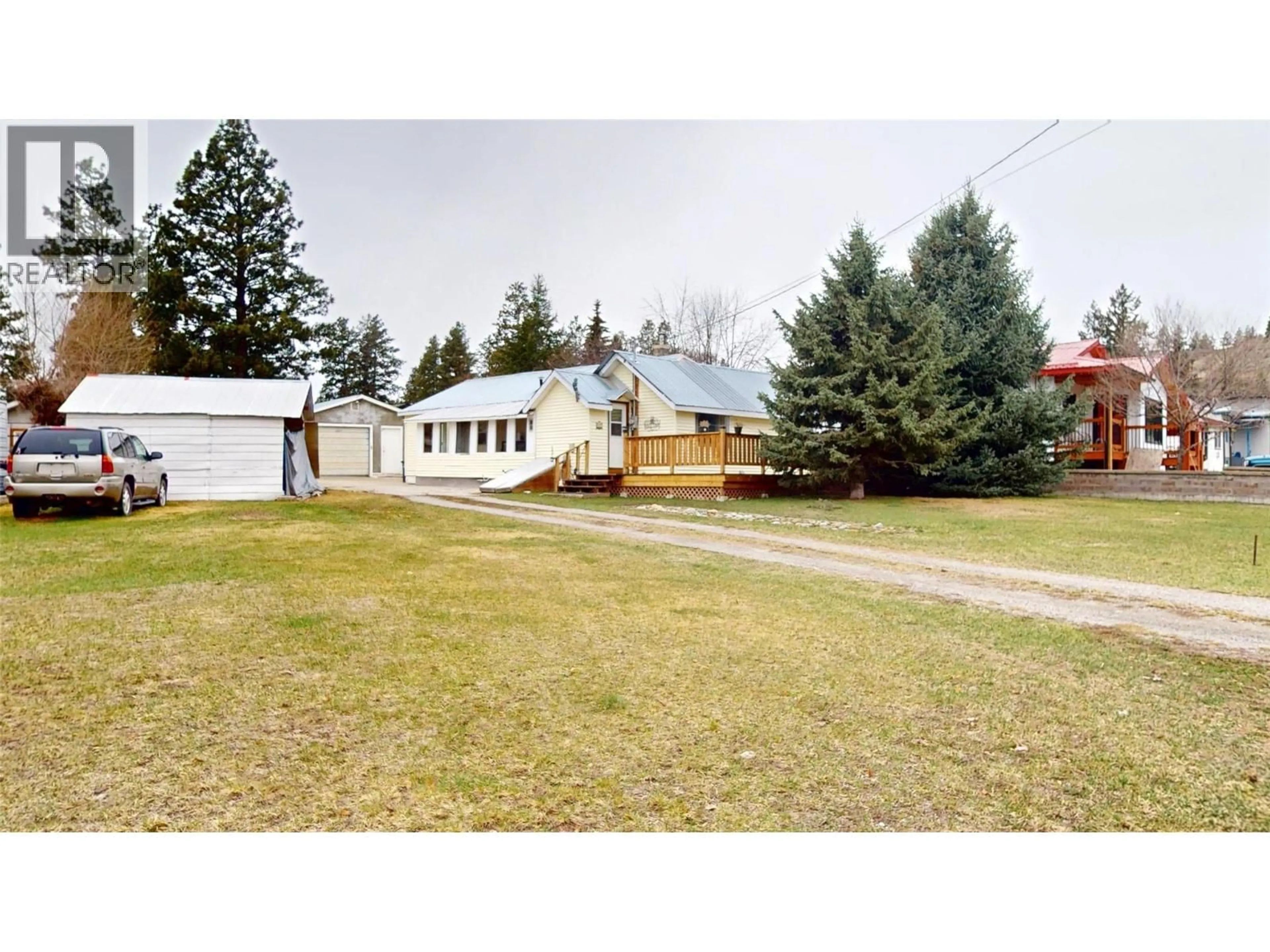 A pic from outside/outdoor area/front of a property/back of a property/a pic from drone, unknown for 235 306TH AVENUE, Kimberley British Columbia V1A3G8