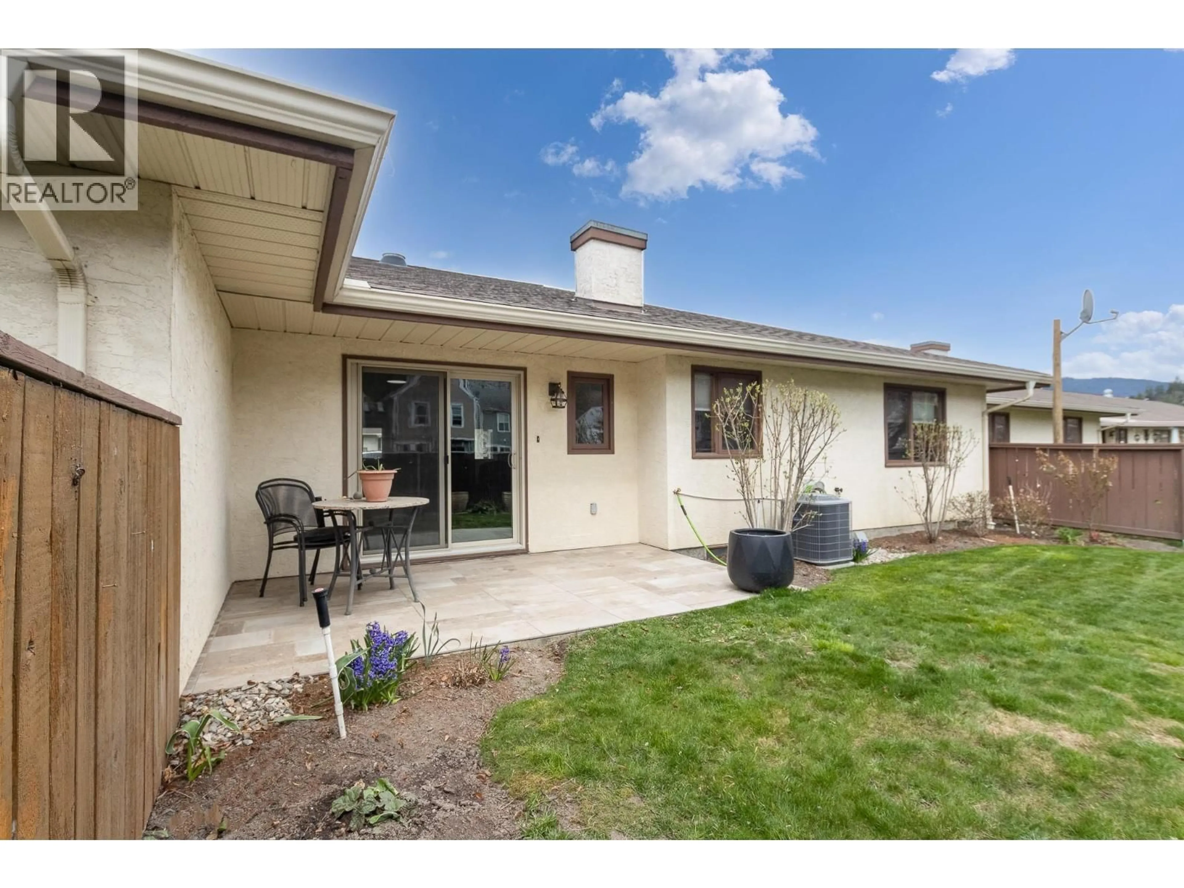 Patio, unknown for 11 - 151 8 AVENUE SOUTHWEST, Salmon Arm British Columbia V1E1B9