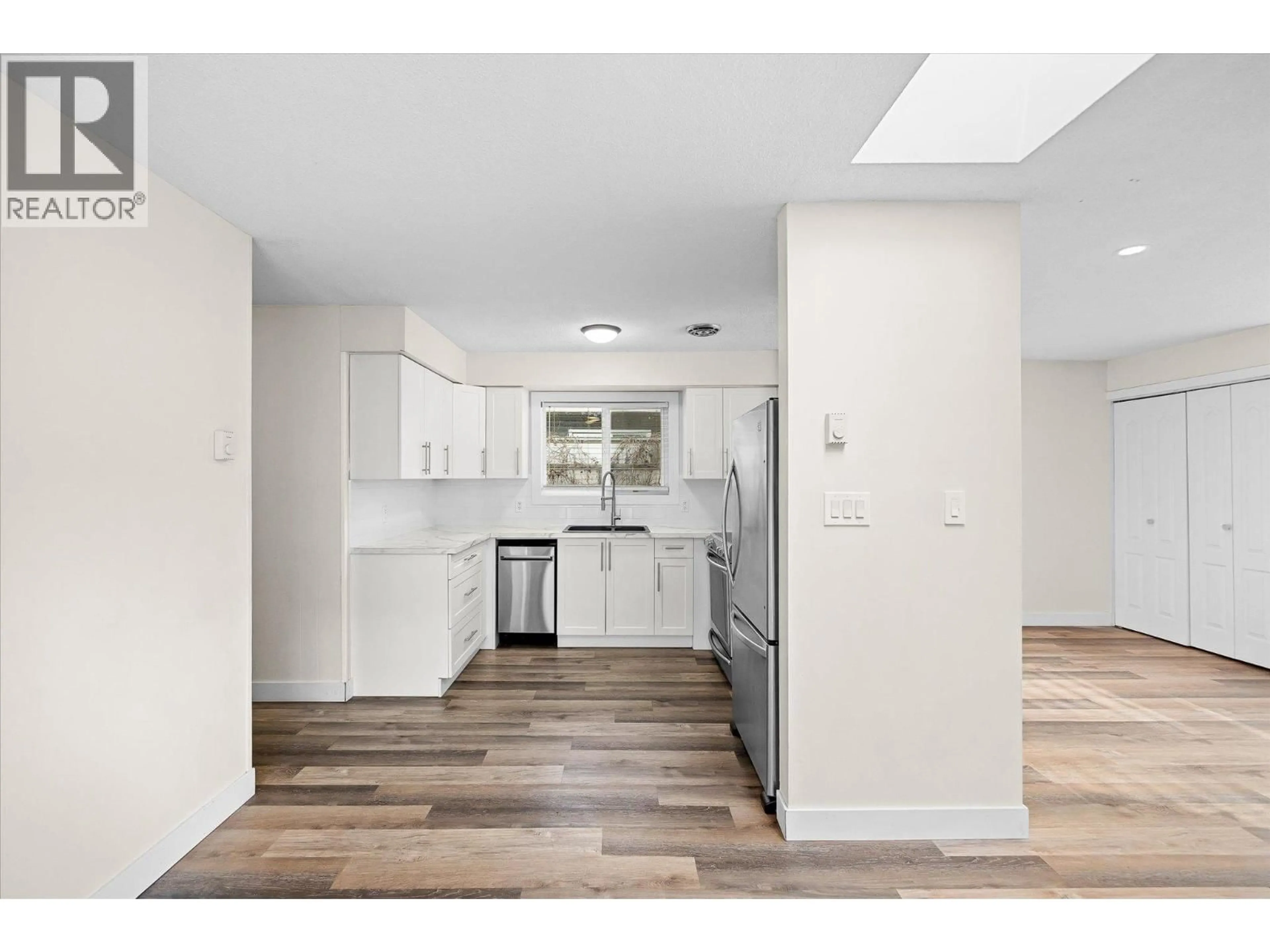 Open concept kitchen, unknown for 740 RAYMER AVENUE, Kelowna British Columbia V1Y4Z8