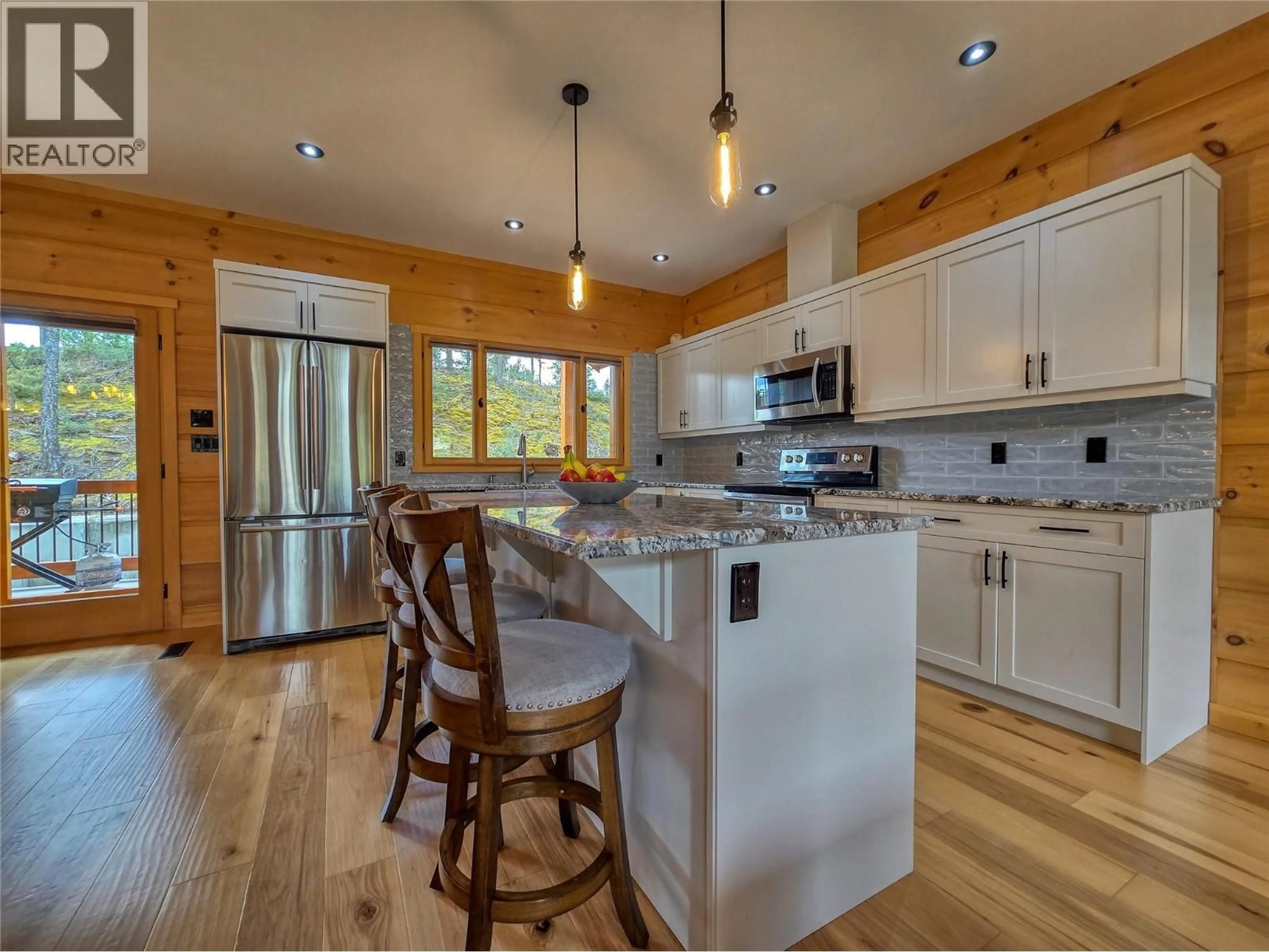 Open concept kitchen, unknown for 983 SWANSEA VIEW ROAD, Invermere British Columbia V0A1K3