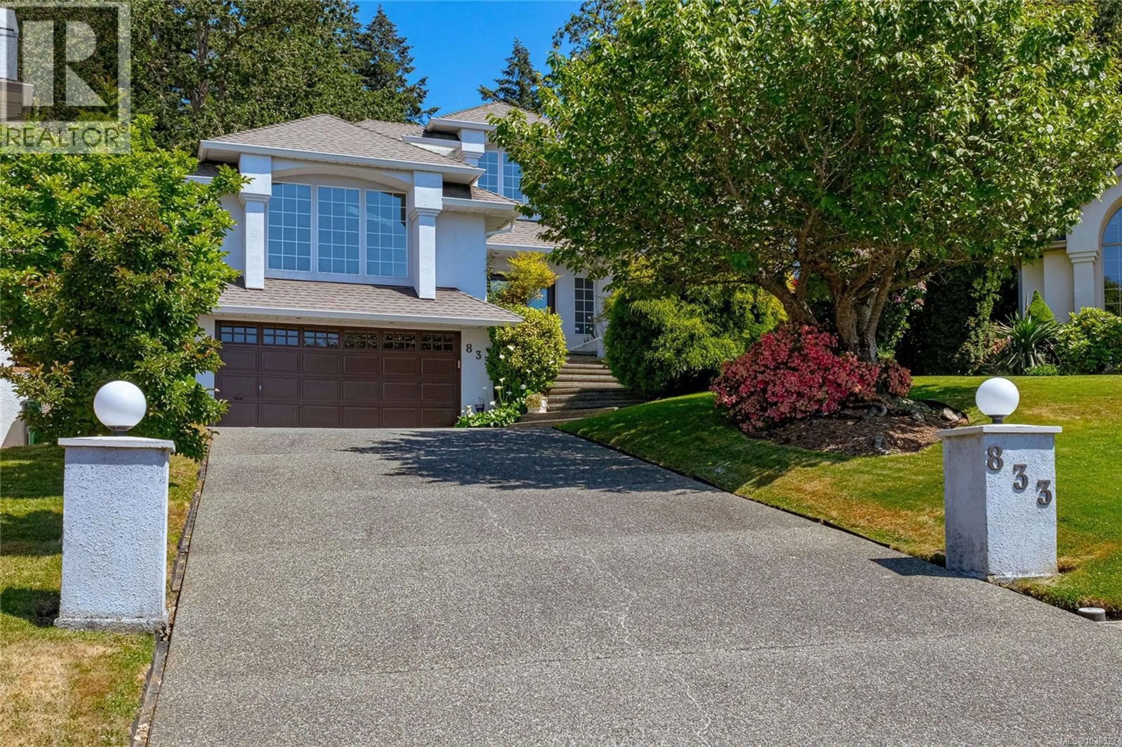 Unknown for 833 ROYAL WOOD PLACE, Saanich British Columbia V8Y3C5