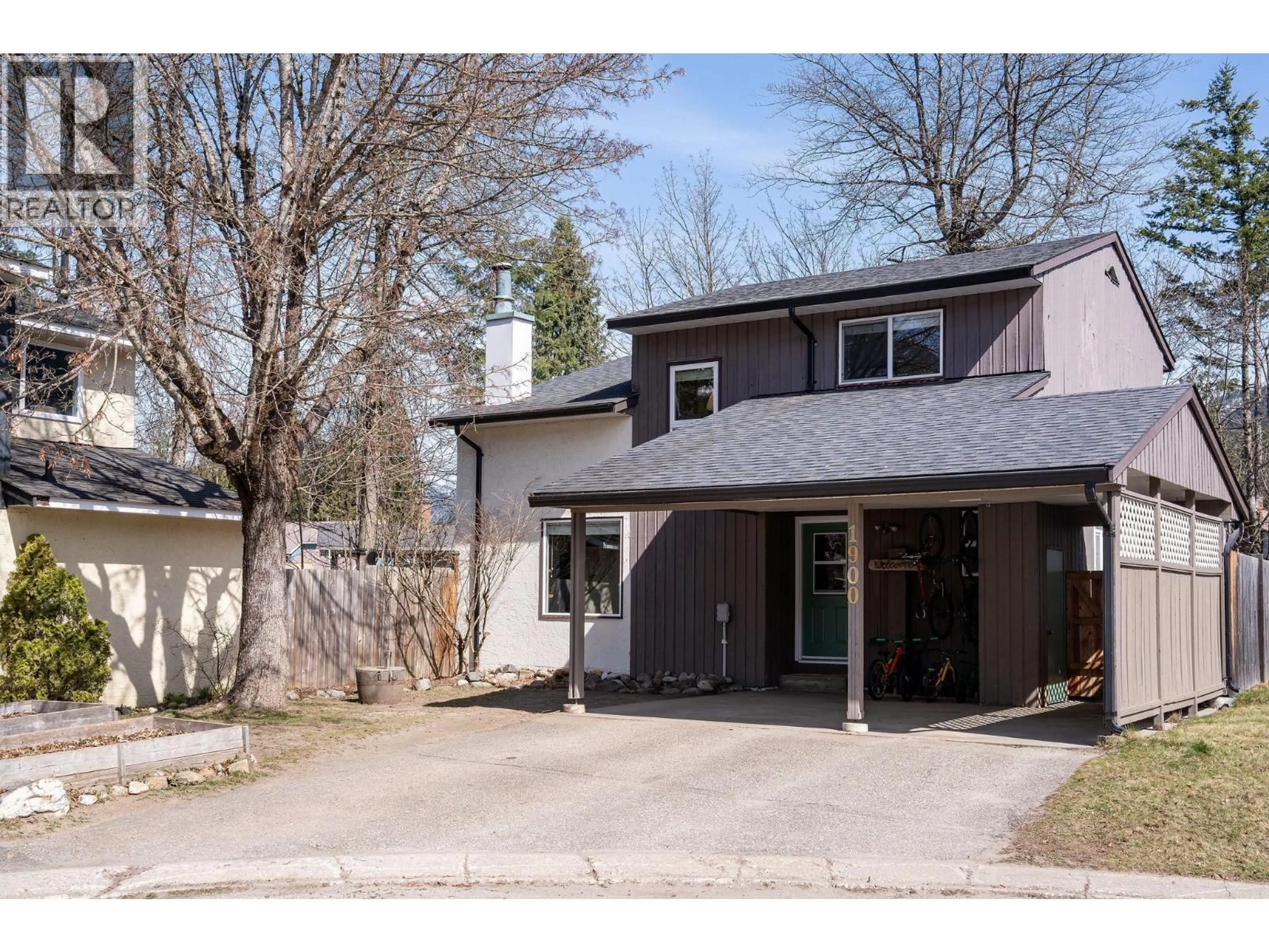 Unknown for 1900 JADE PLACE, Revelstoke British Columbia V0E2S0