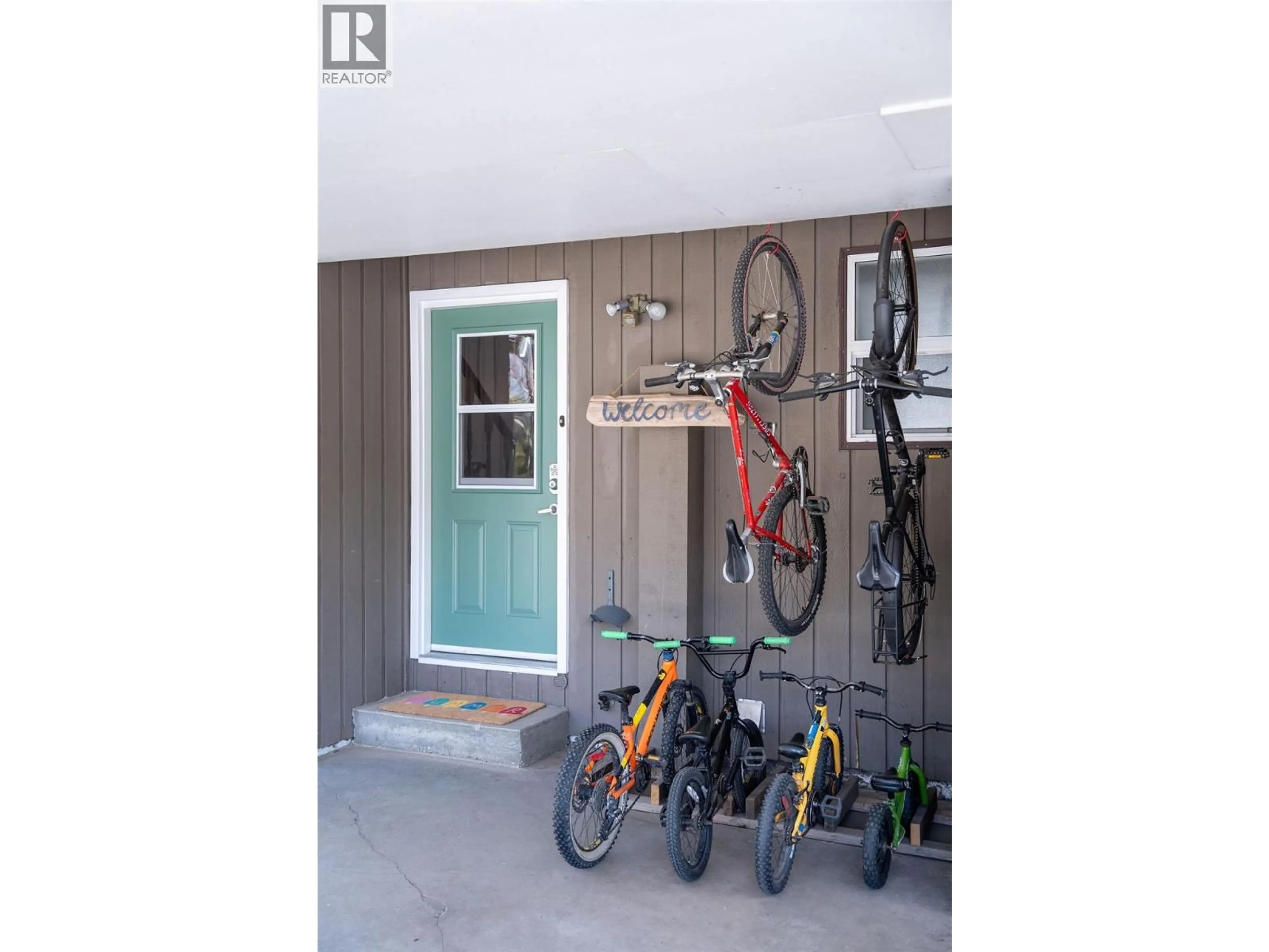 Indoor garage for 1900 JADE PLACE, Revelstoke British Columbia V0E2S0