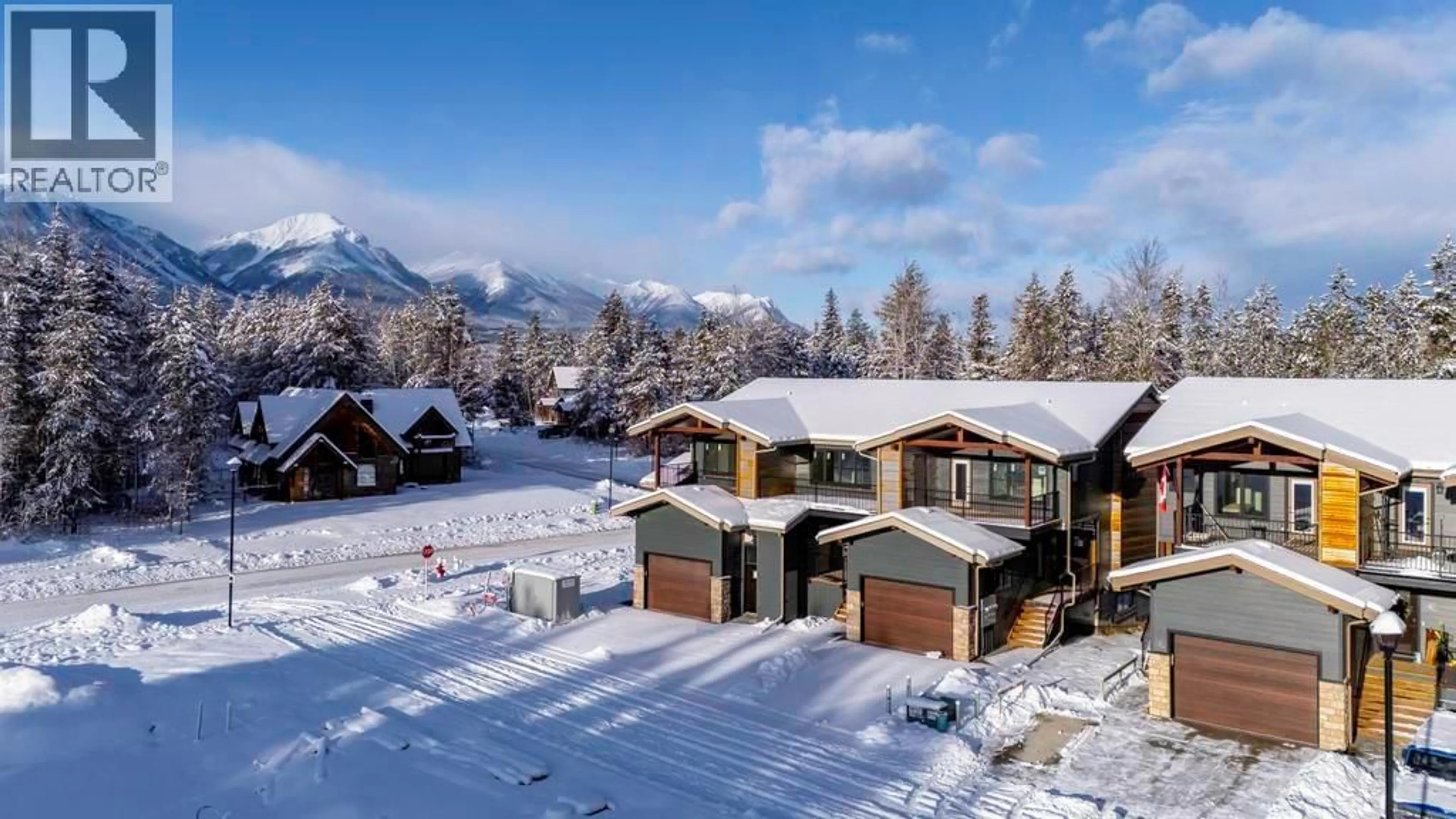 A pic from outside/outdoor area/front of a property/back of a property/a pic from drone, mountain view for 2 - 1444 GRANITE DRIVE, Golden British Columbia V0A1H0