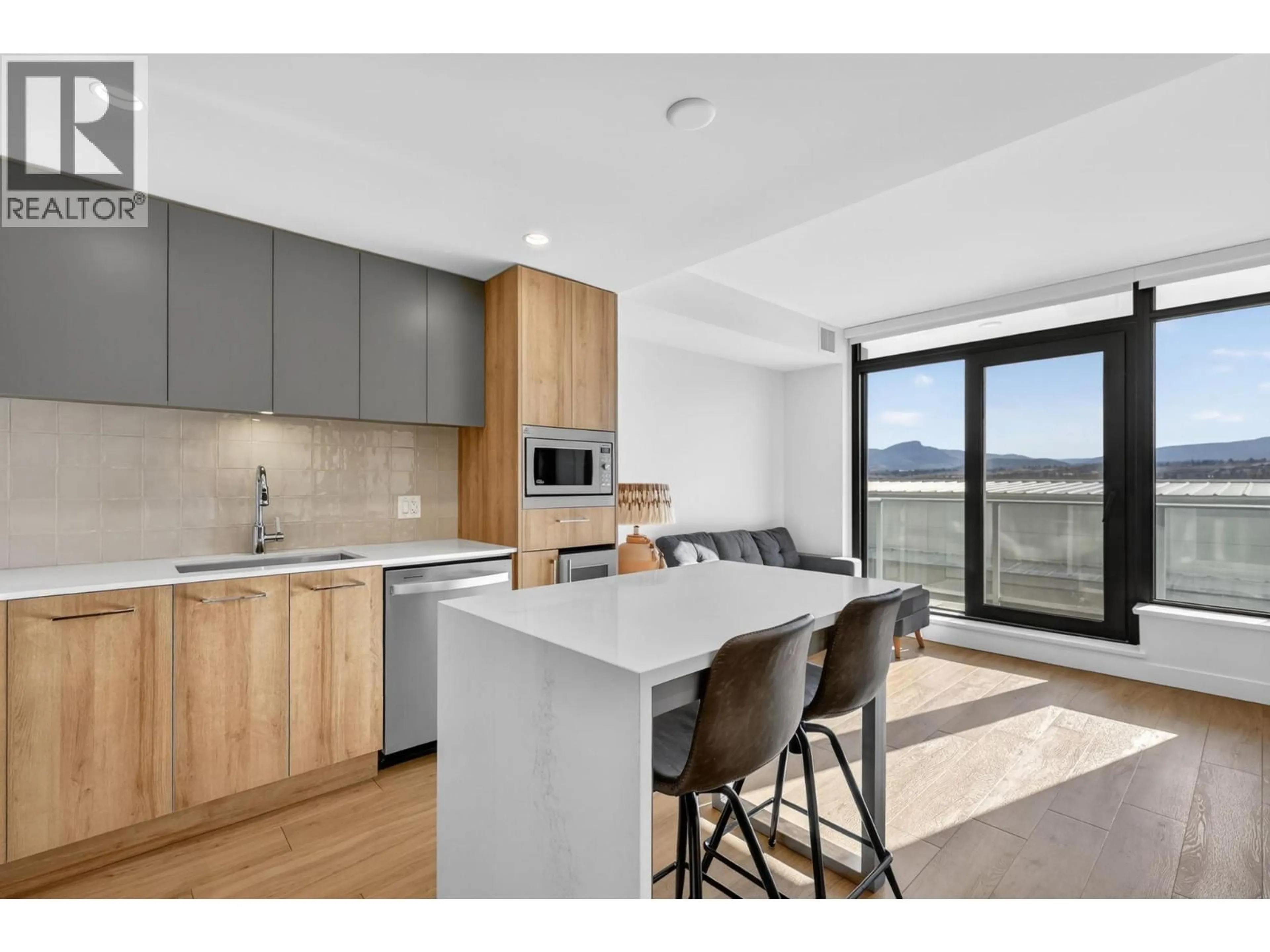 Open concept kitchen, unknown for 703 - 3699 CAPOZZI ROAD, Kelowna British Columbia V1W3L2
