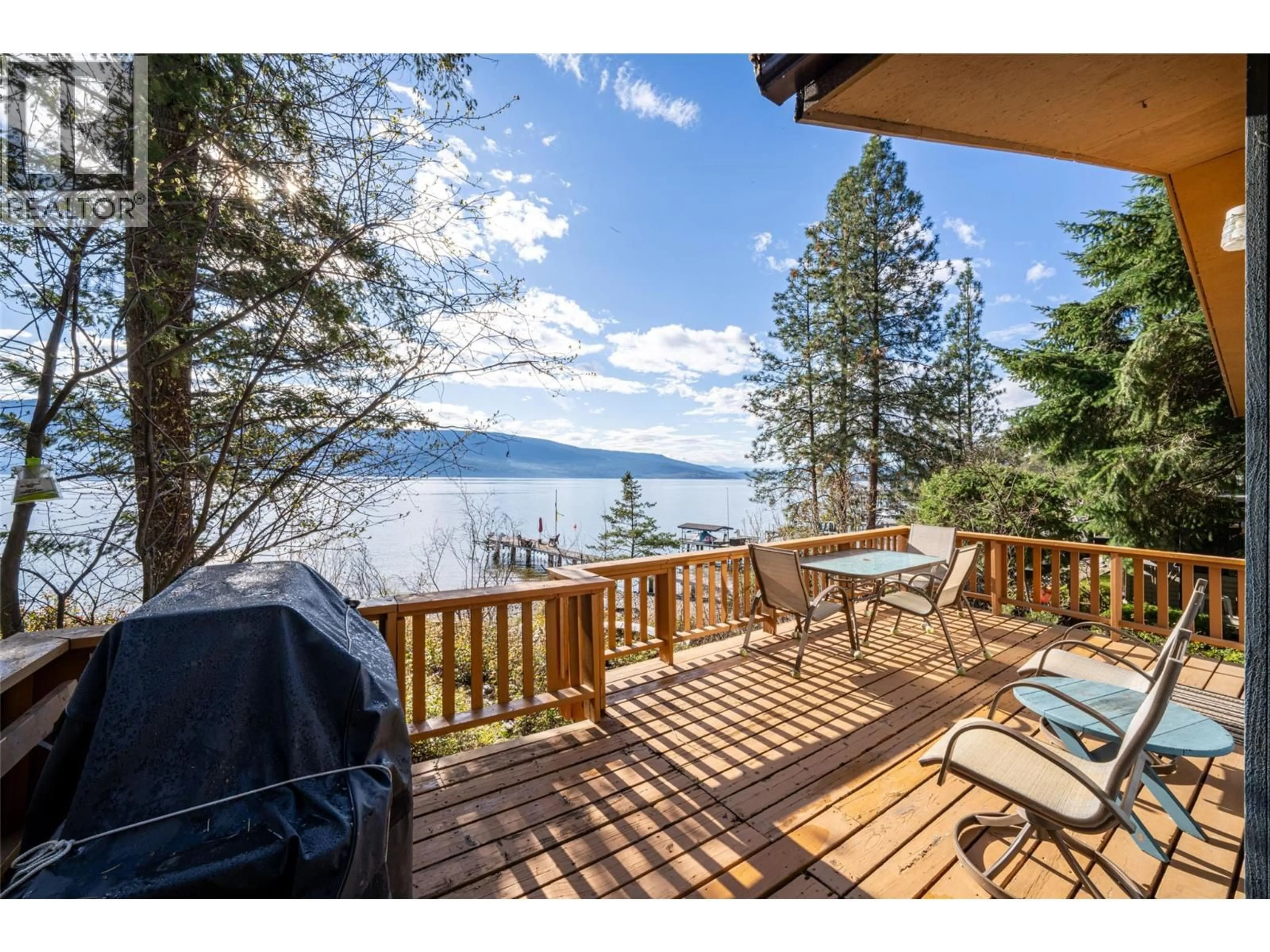 Patio, water/lake/river/ocean view for 16 - 8525 EWING'S LANDING ROAD, Vernon British Columbia V1H2E7