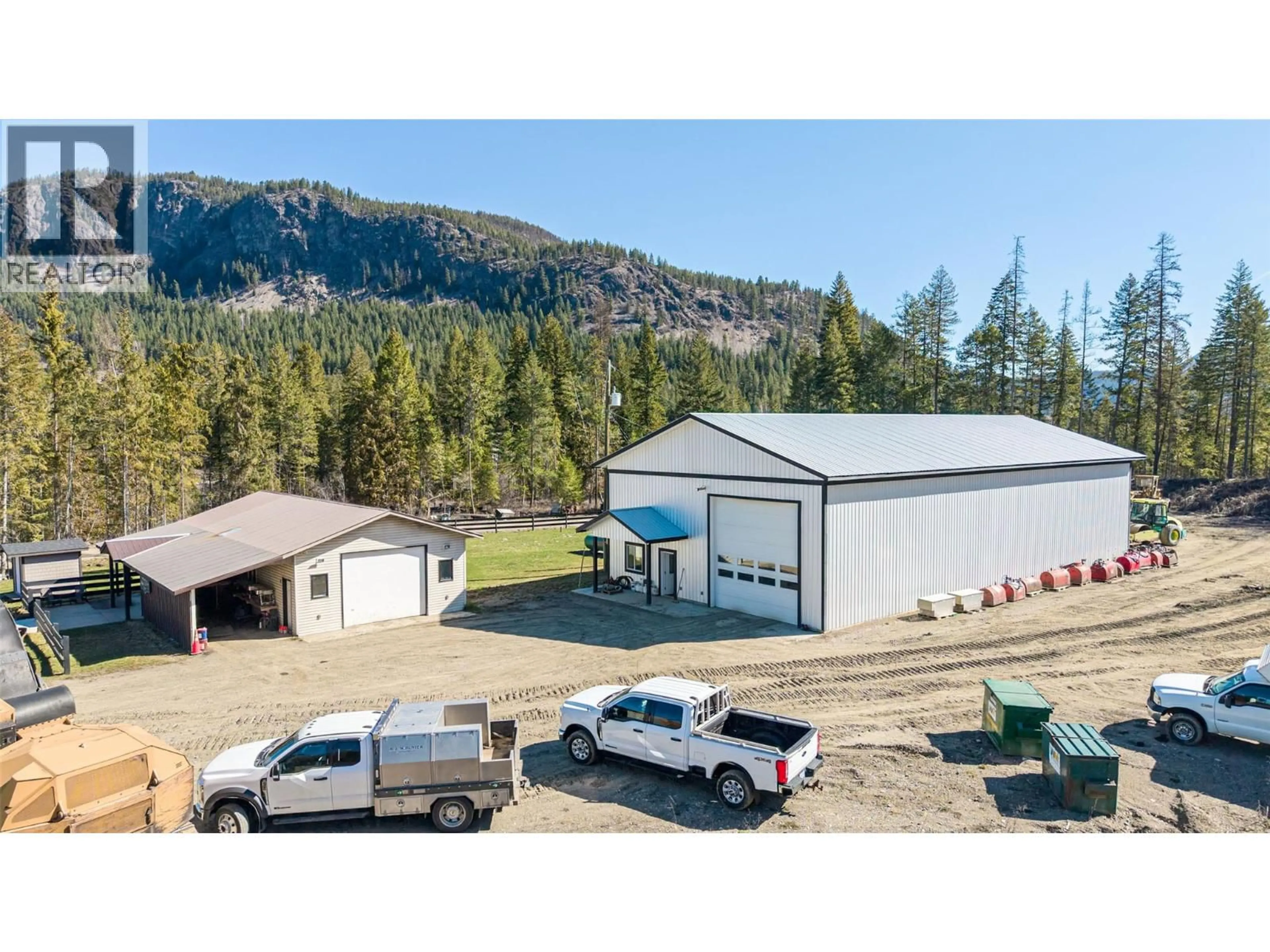 A pic from outside/outdoor area/front of a property/back of a property/a pic from drone, mountain view for 40 GIBSON ROAD, Lumby British Columbia V0E2G0