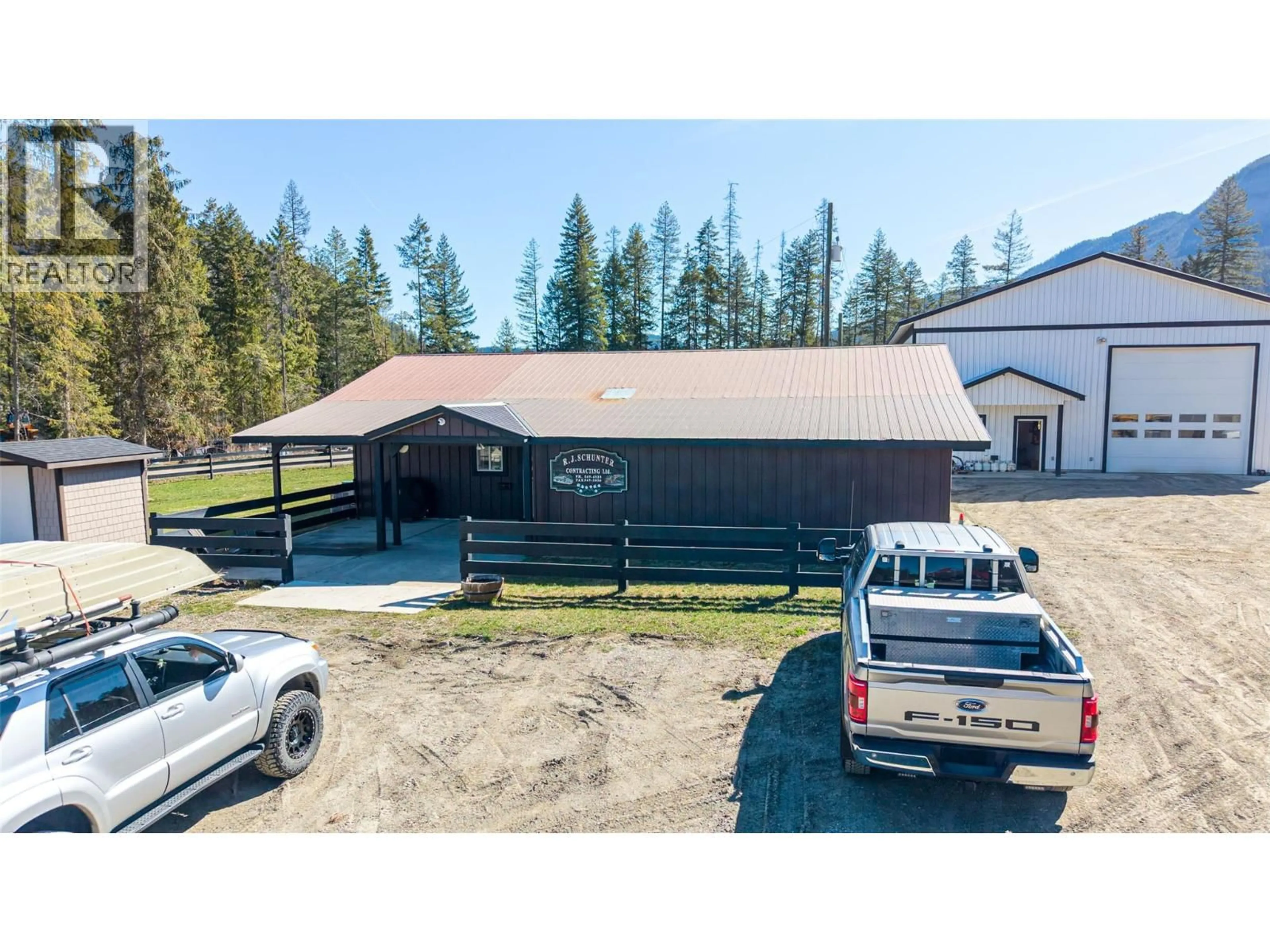 A pic from outside/outdoor area/front of a property/back of a property/a pic from drone, building for 40 GIBSON ROAD, Lumby British Columbia V0E2G0