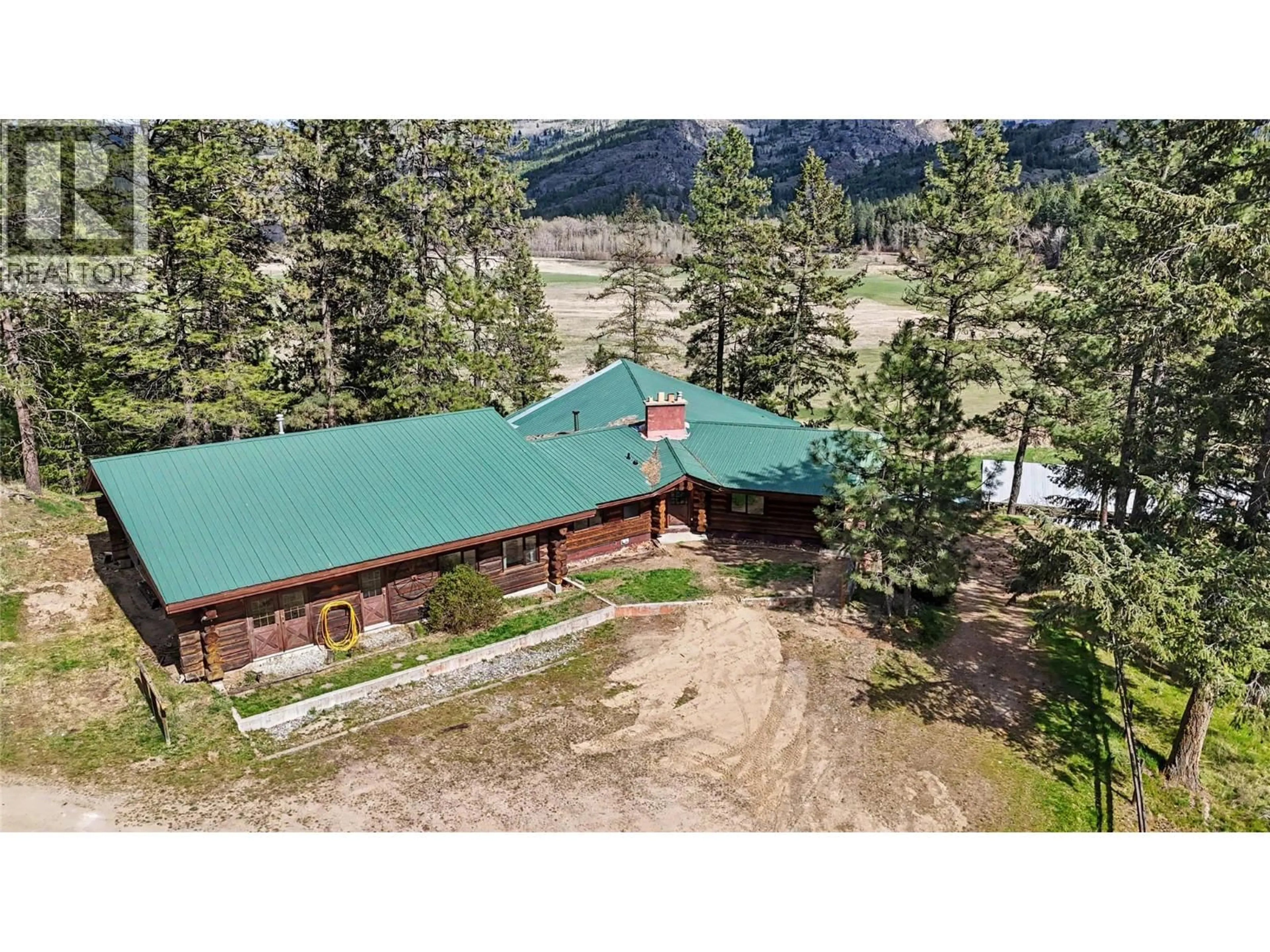 A pic from outside/outdoor area/front of a property/back of a property/a pic from drone, mountain view for 8810 NORTH FORK ROAD, Grand Forks British Columbia V0H1H2
