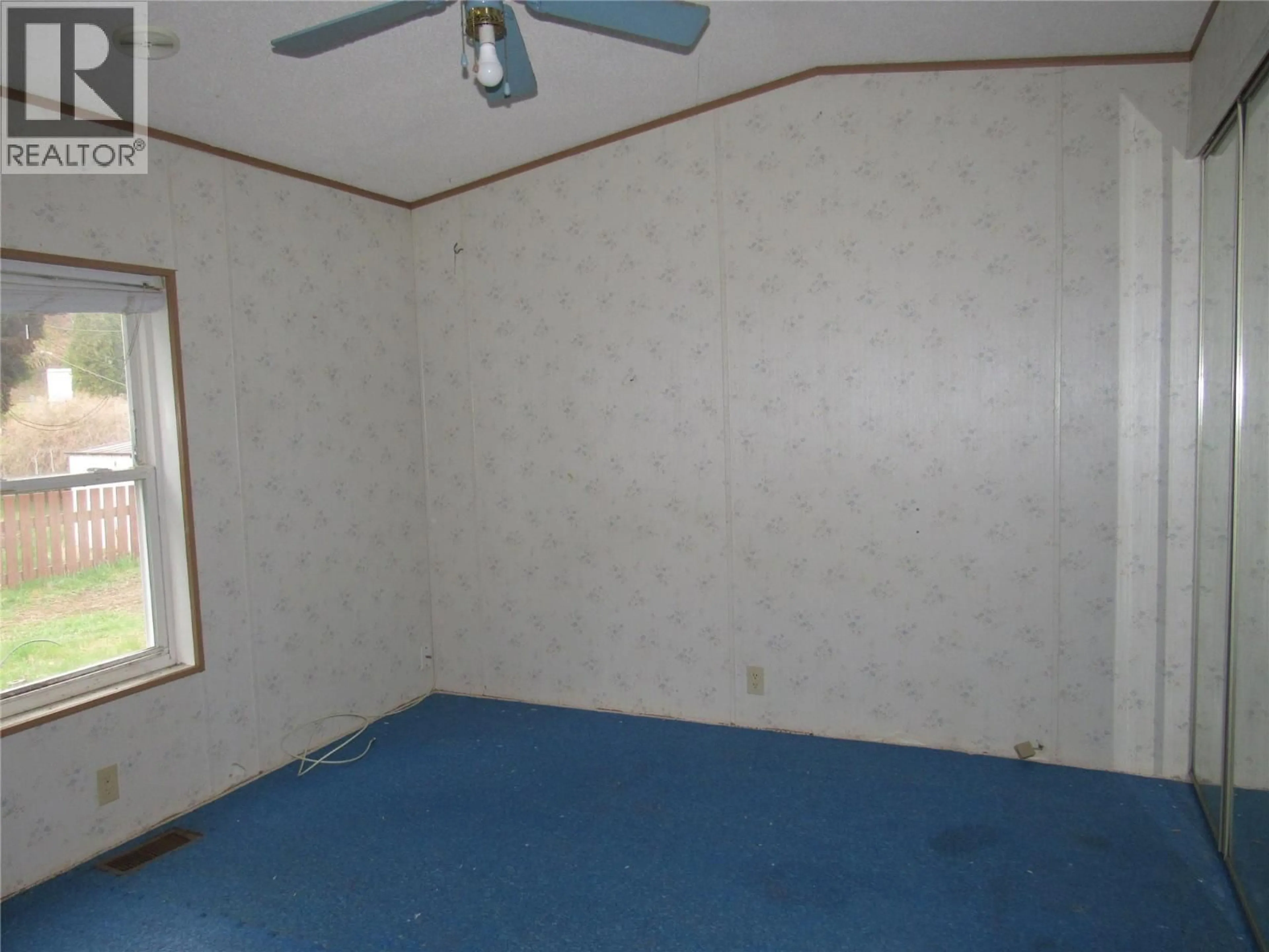 A pic of a room for 13 - 500 16TH AVENUE, Genelle British Columbia V0G1G0