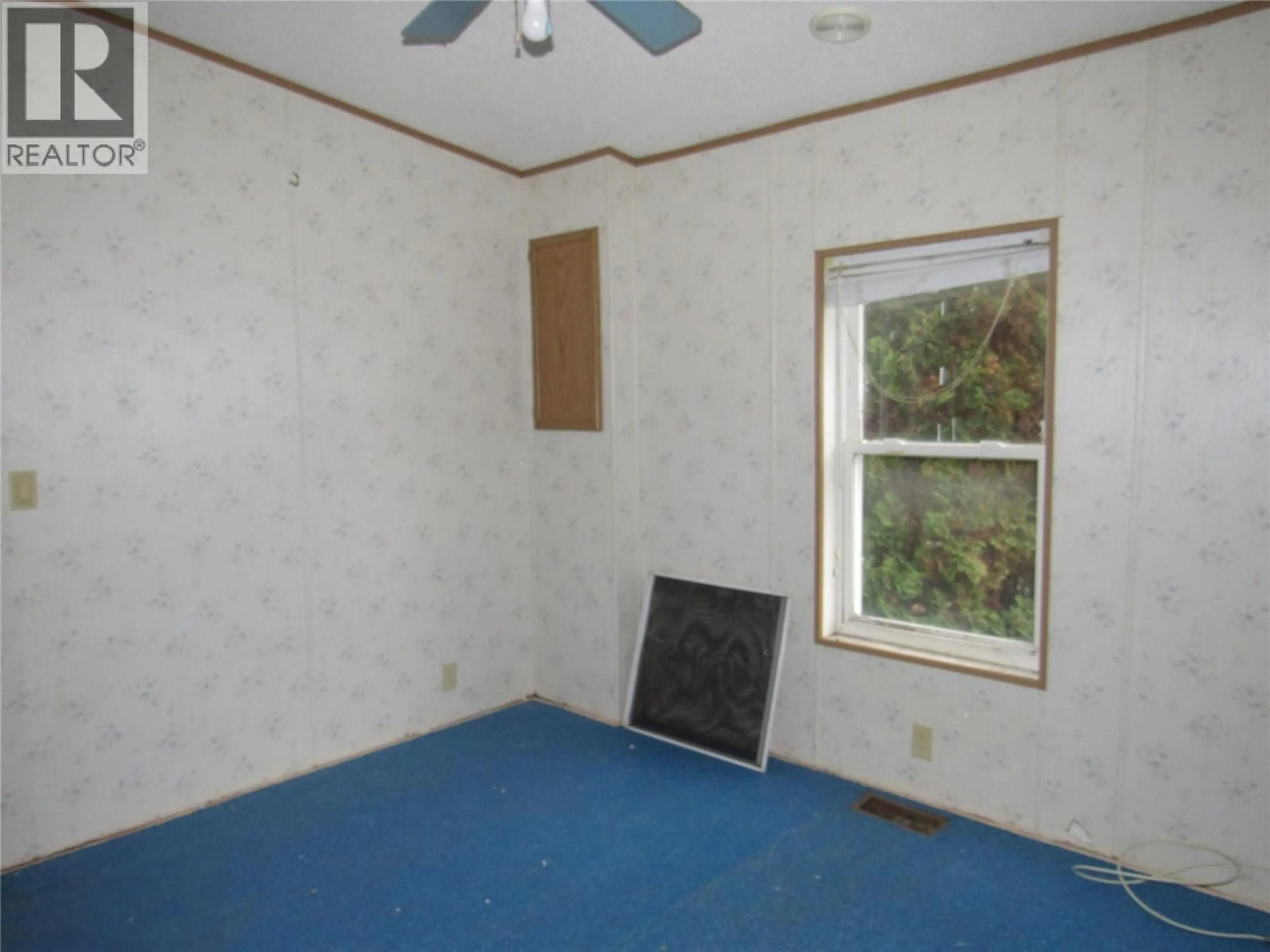 A pic of a room for 13 - 500 16TH AVENUE, Genelle British Columbia V0G1G0