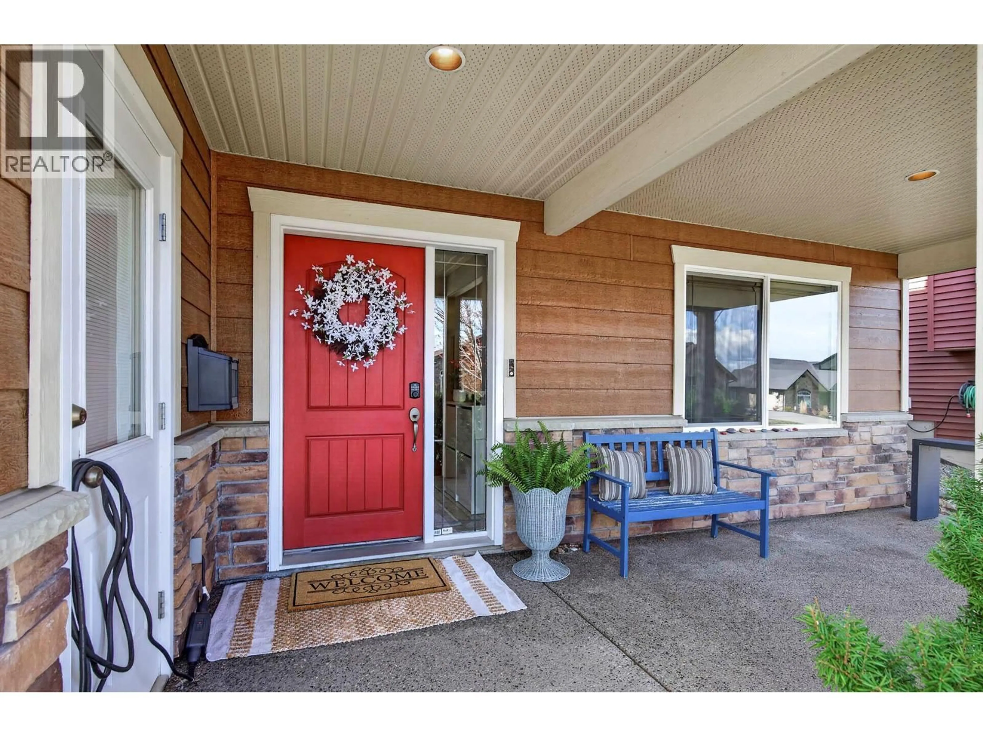 Indoor entryway for 2633 TELFORD DRIVE, Kamloops British Columbia V1S0A3