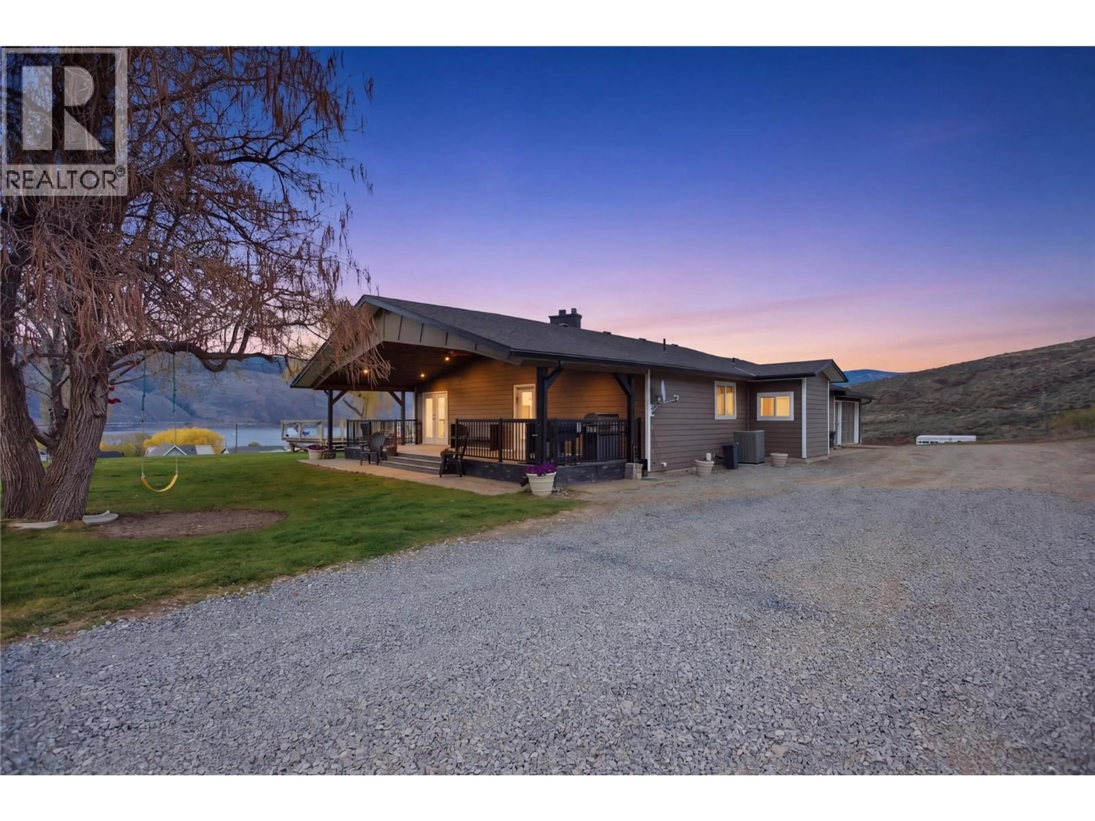 A pic from outside/outdoor area/front of a property/back of a property/a pic from drone, unknown for 6998 VISTA DRIVE, Kamloops British Columbia V0K2J0