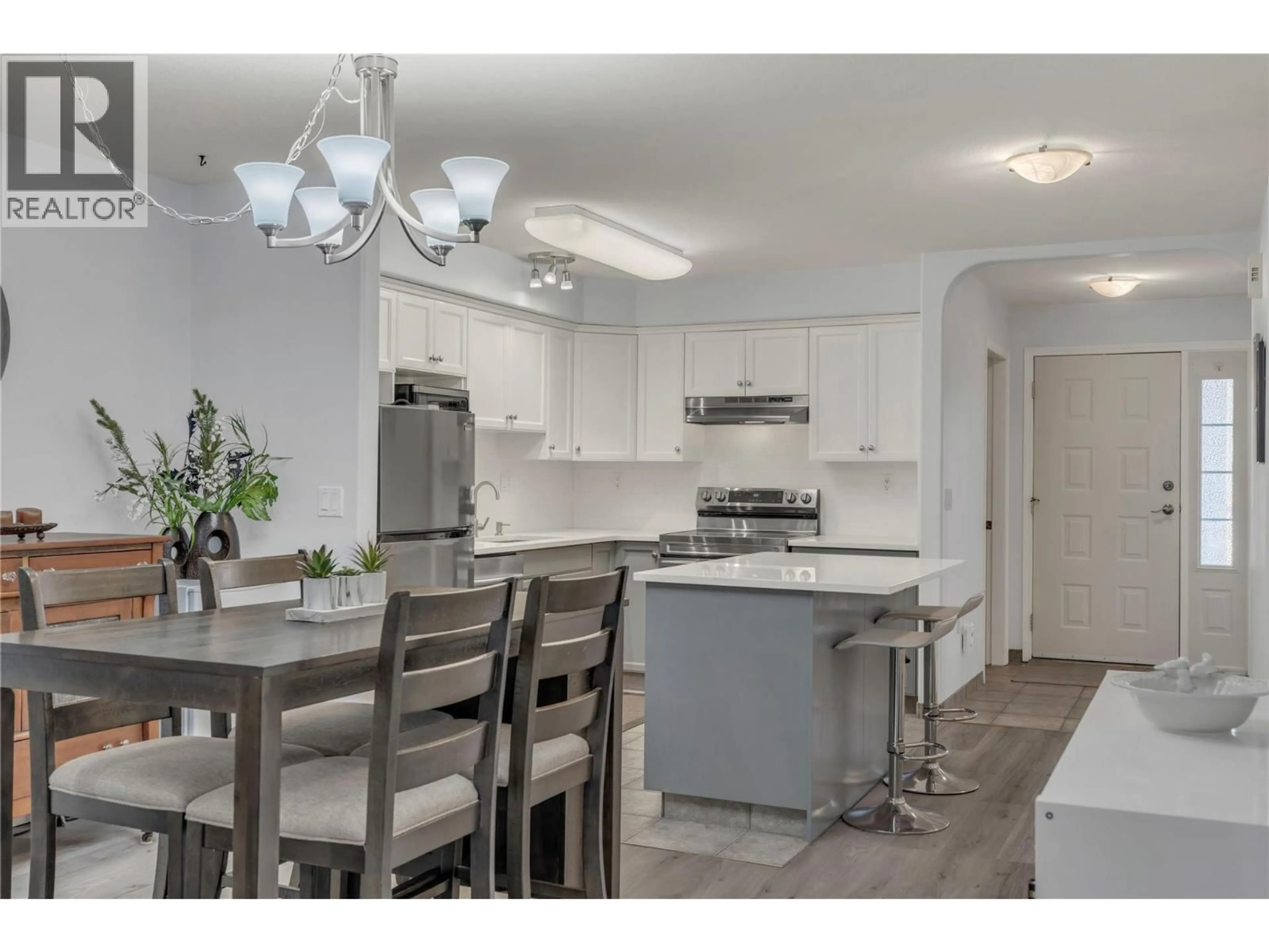 Open concept kitchen, unknown for 202 - 9307 62ND AVENUE, Osoyoos British Columbia V0H1V1