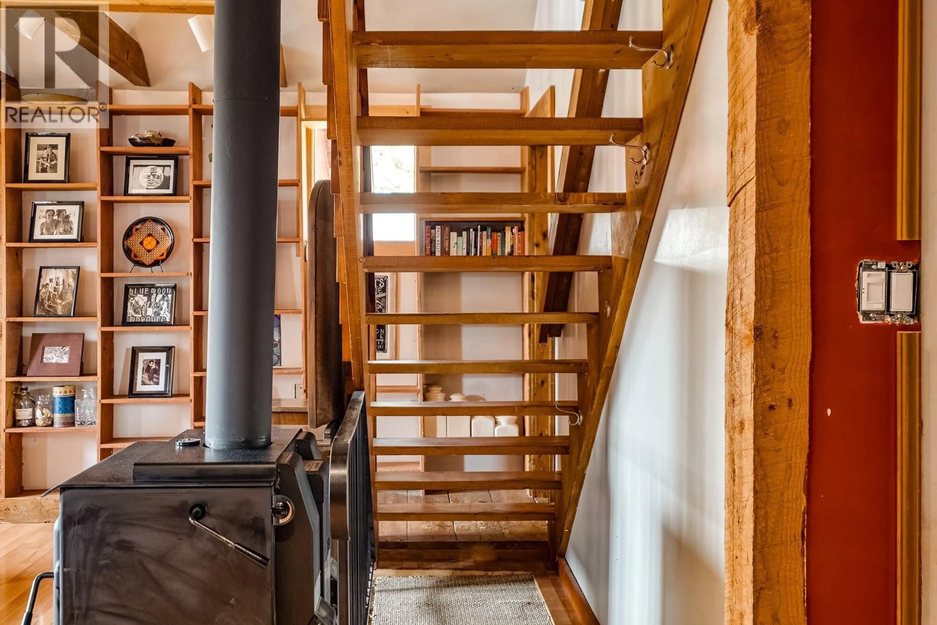 Stairs for 2034 CLIFF STREET, Rossland British Columbia V0G1Y0
